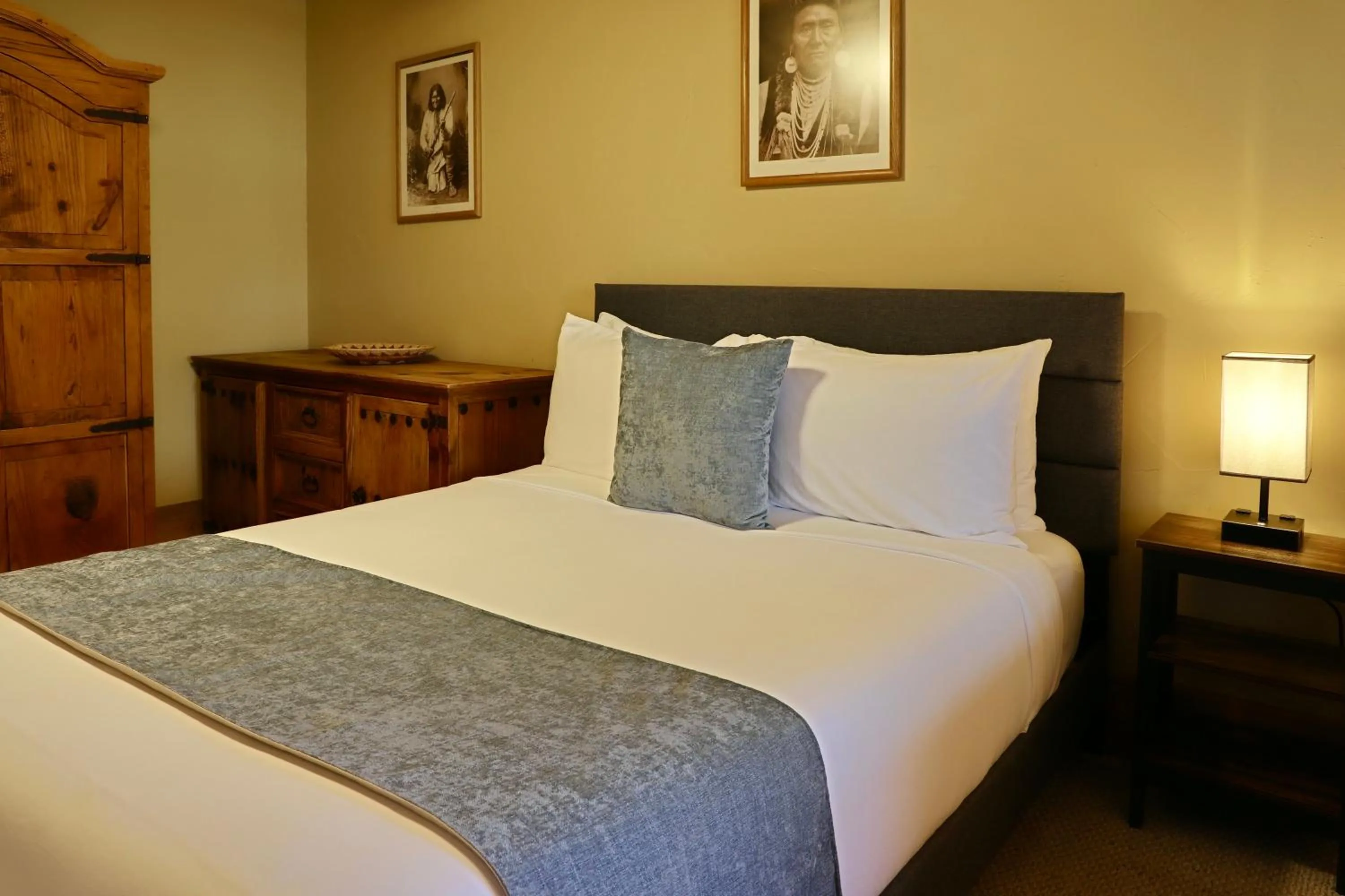 Bedroom, Bed in Chipeta Lodge