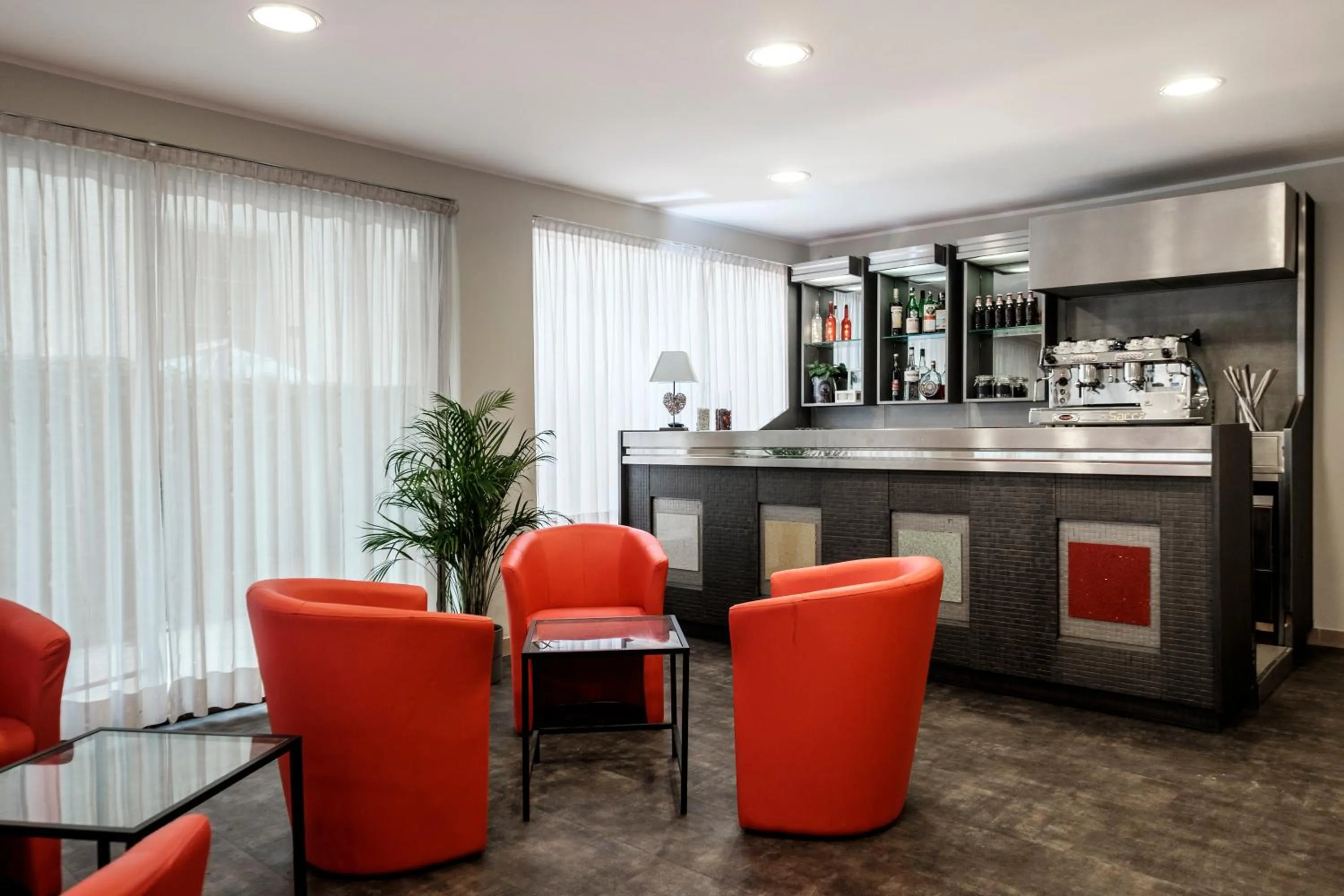 Lounge or bar in HOTEL CONDOR