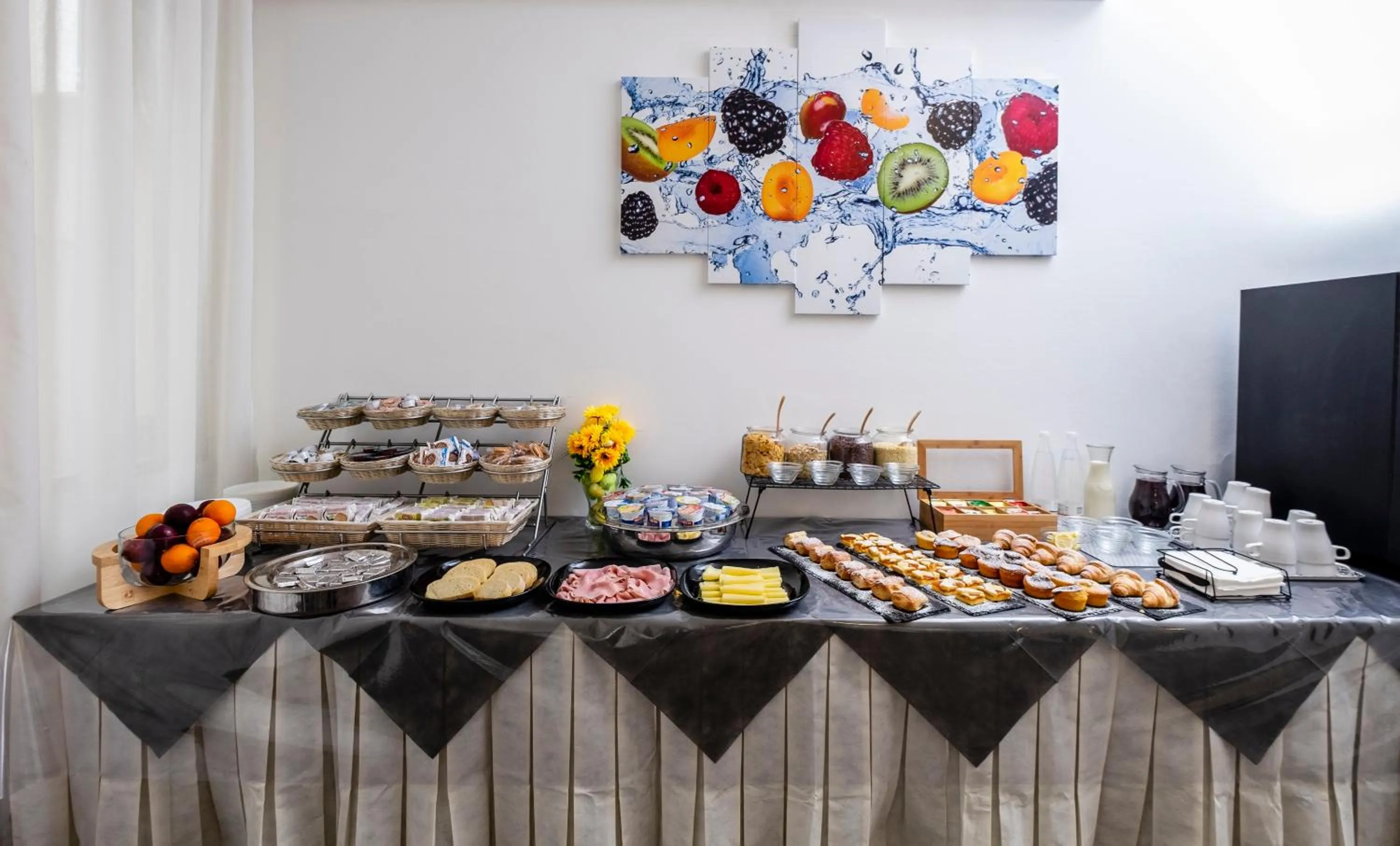 Buffet breakfast in HOTEL CONDOR