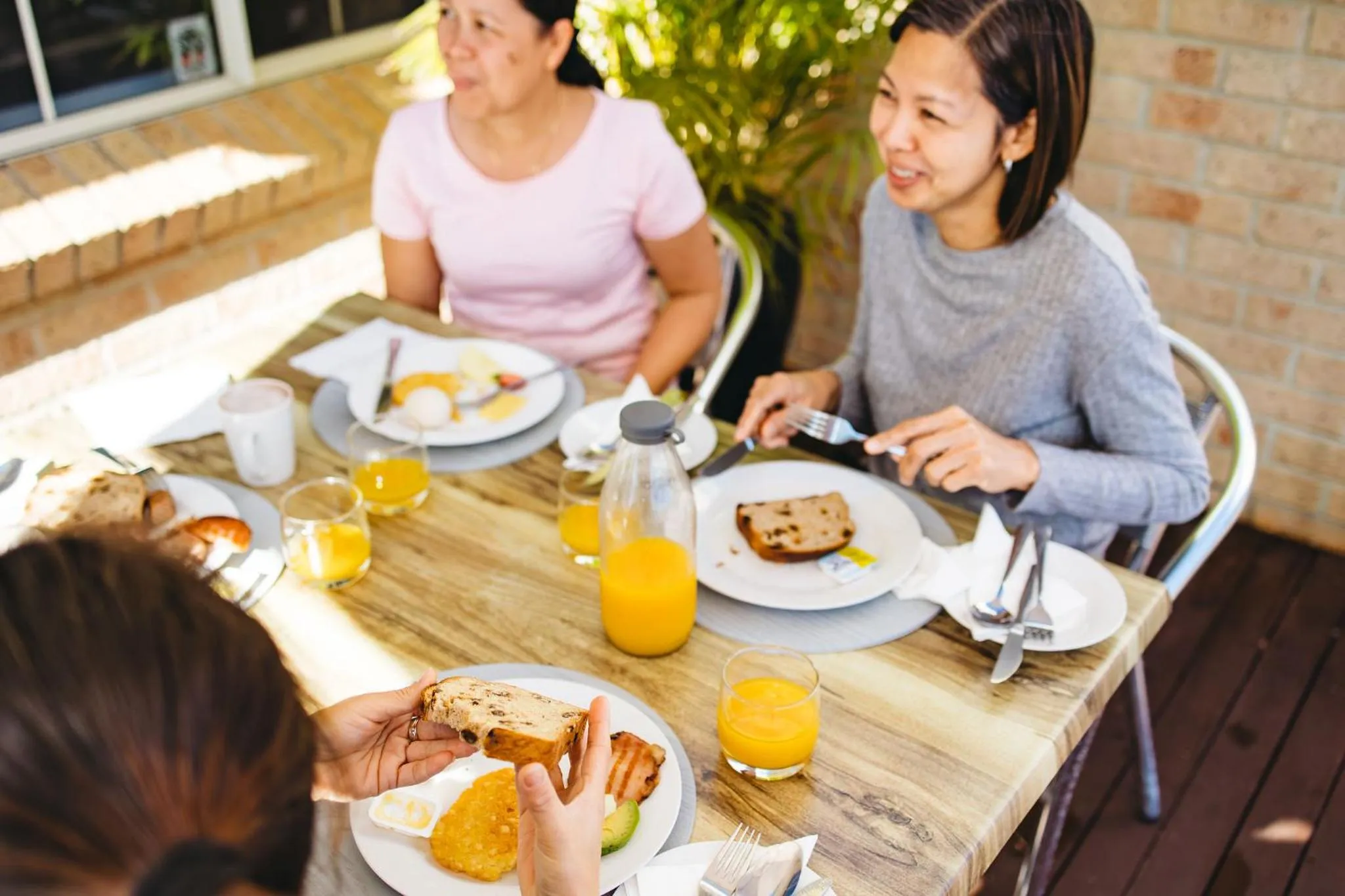 Breakfast in Quality Apartments Banksia Albany
