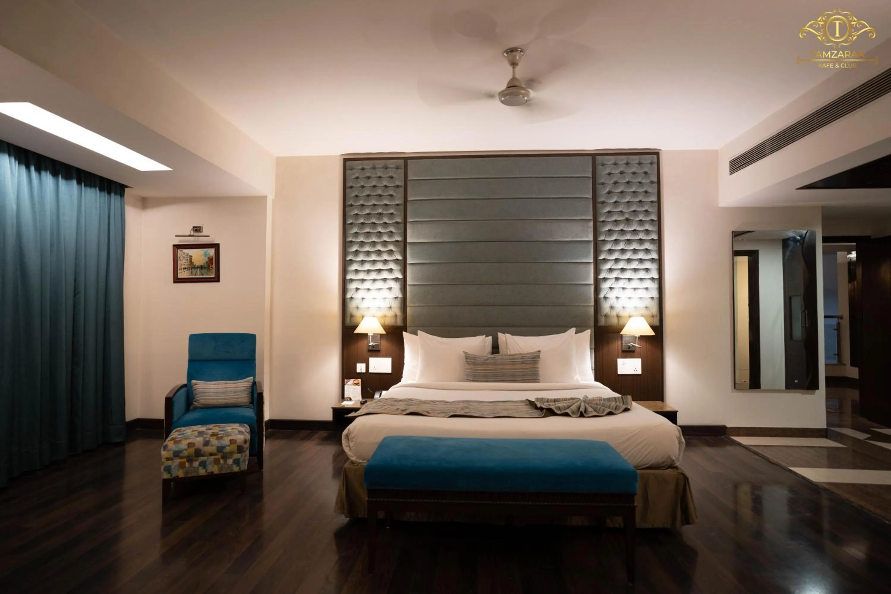 Bed in Best Western Maryland