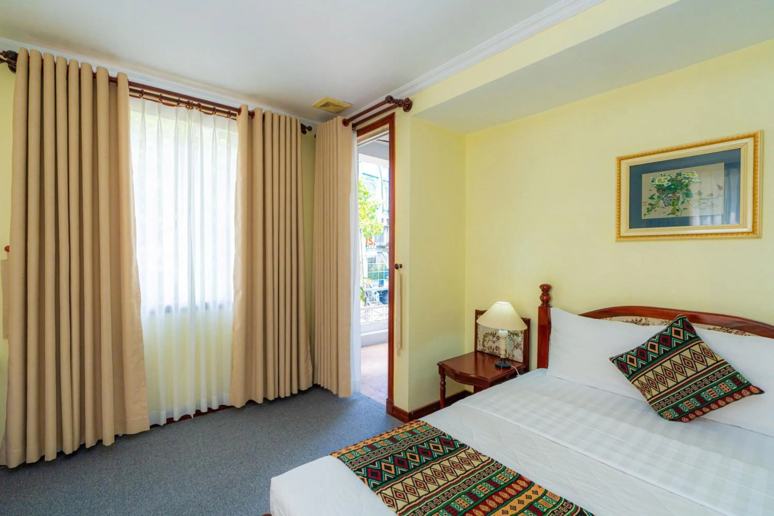 View (from property/room), Bed in Hoang Ha Boutique Hotel