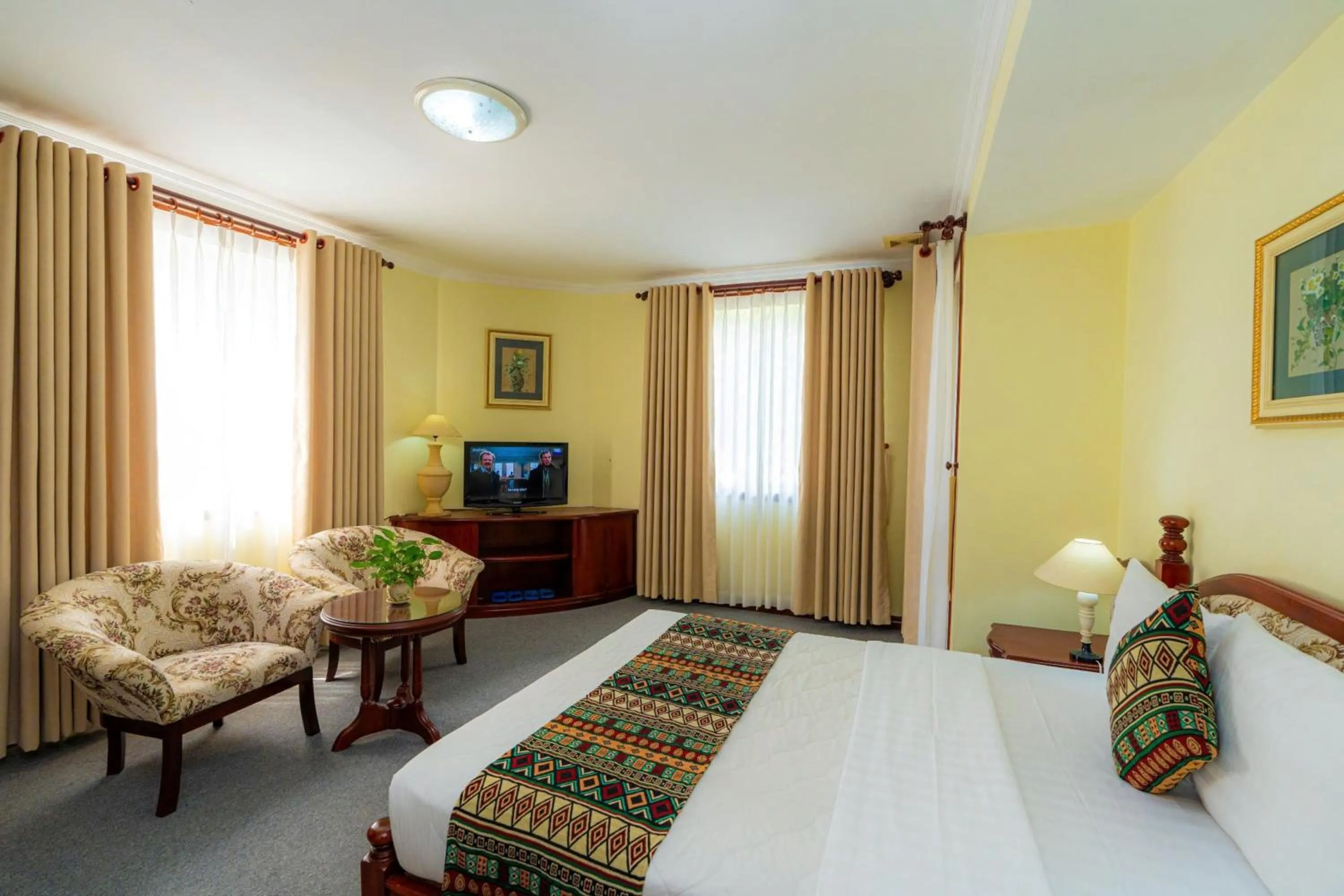 View (from property/room), Bed in Hoang Ha Boutique Hotel