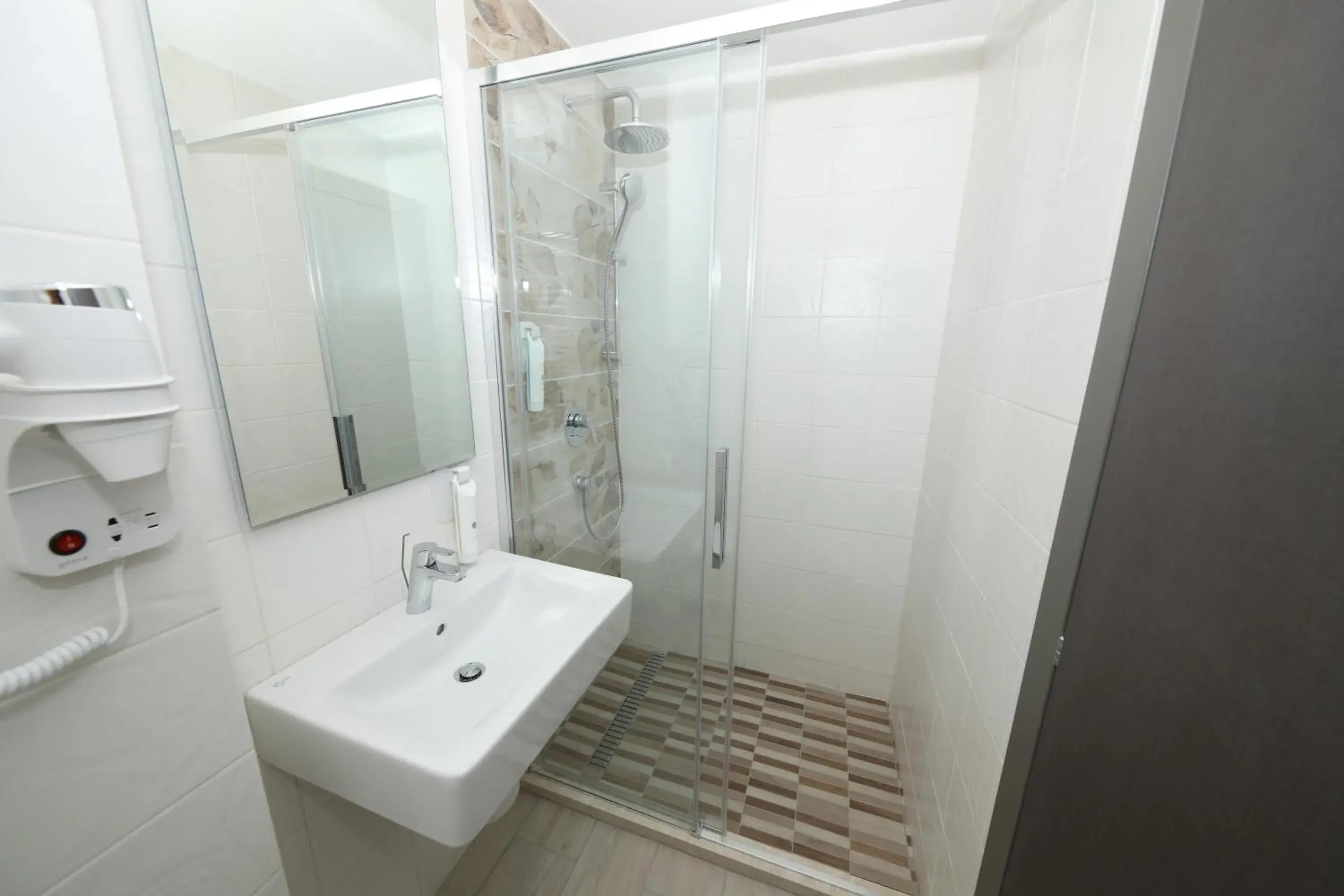 Twin Room with Garden View without balcony in Hotel Delfin Twin Room with Garden View without balcony in Hotel Delfin