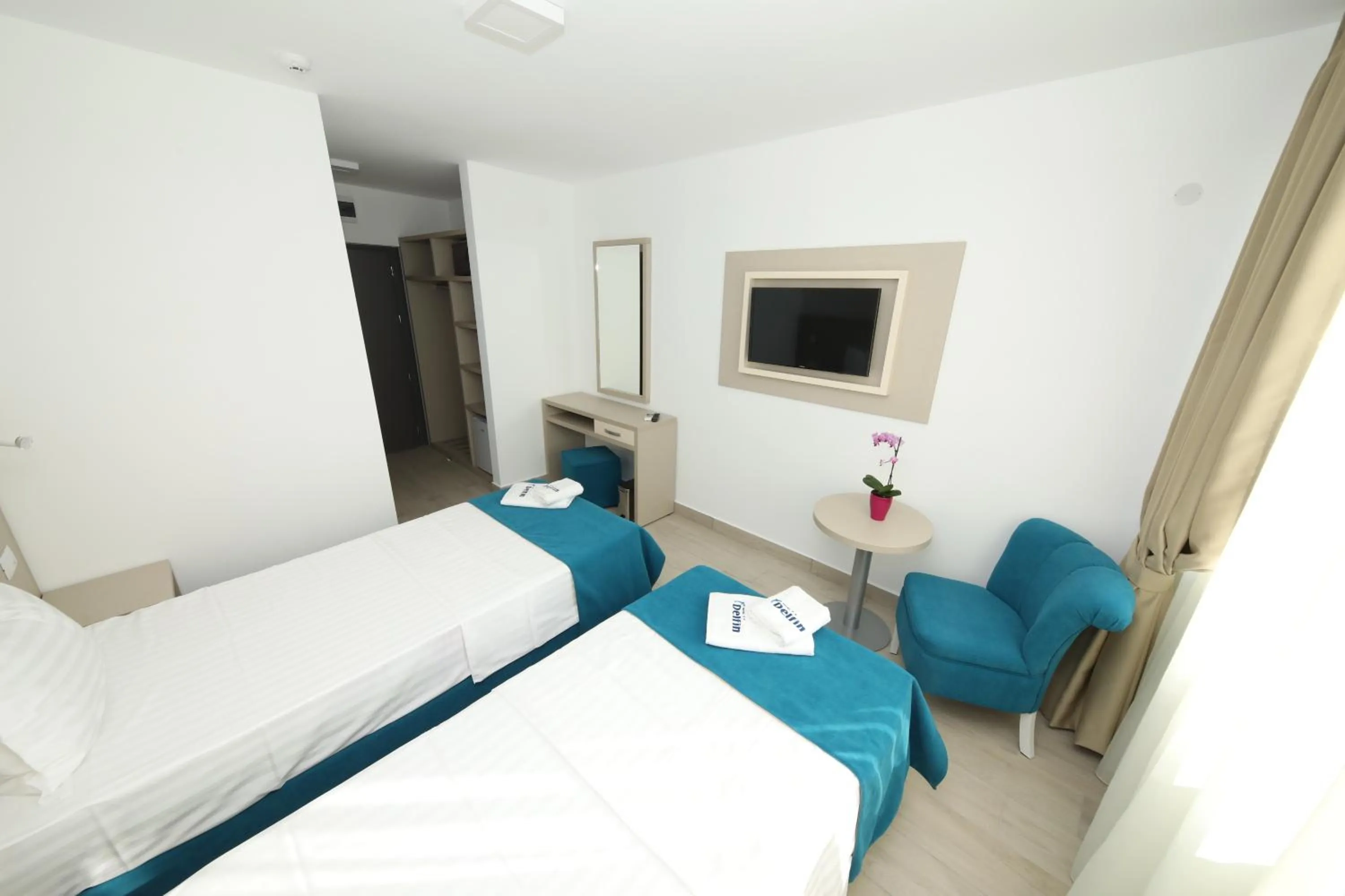 Photo of the whole room, Bed in Hotel Delfin