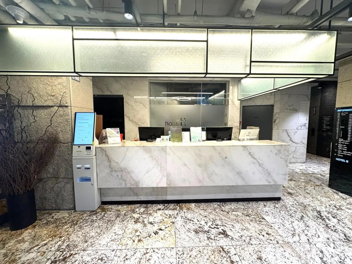 Lobby or reception in Hotel tt Seomyeon
