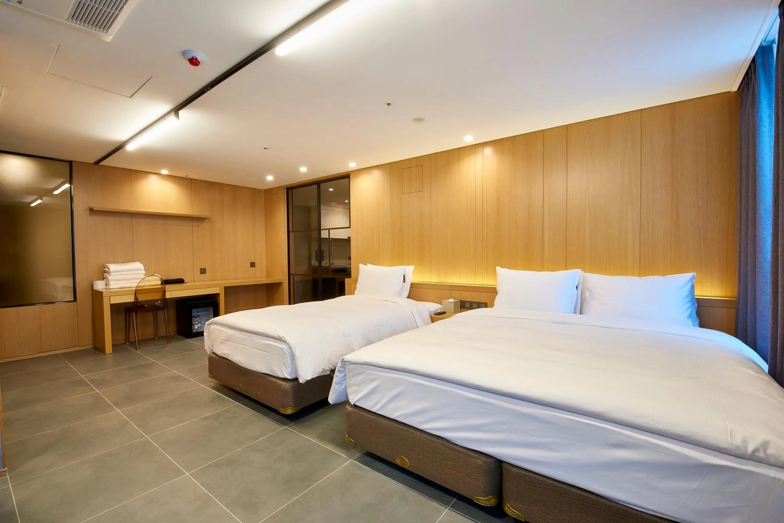 Bedroom, Bed in Hotel tt Seomyeon