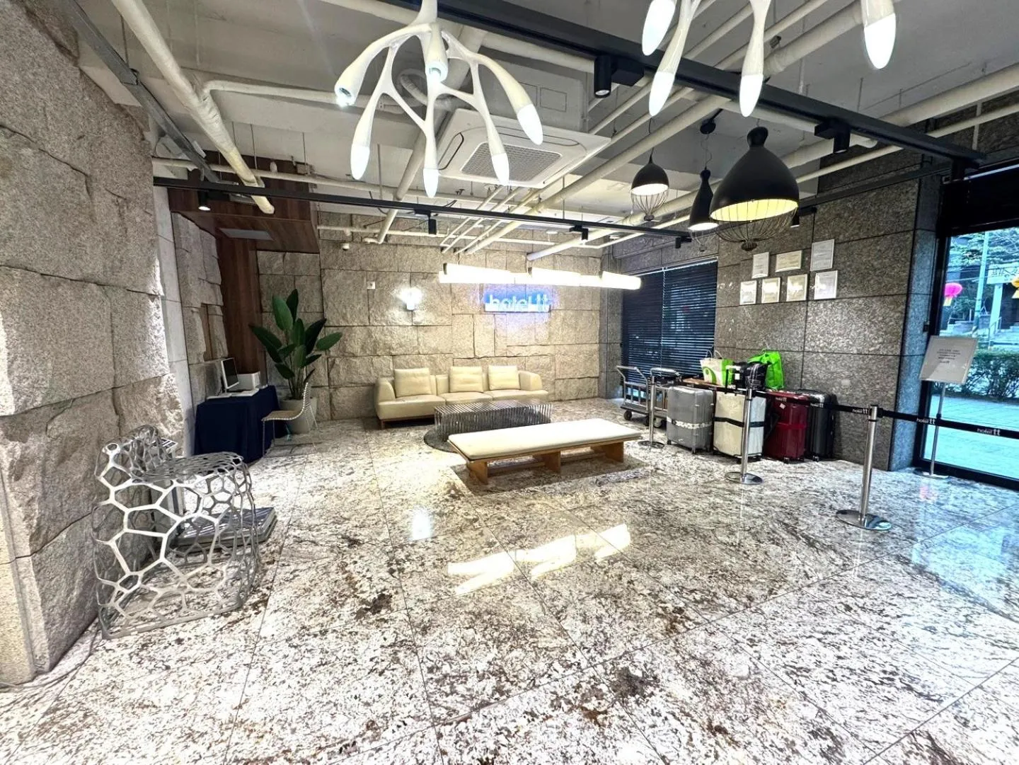 Lobby or reception in Hotel tt Seomyeon