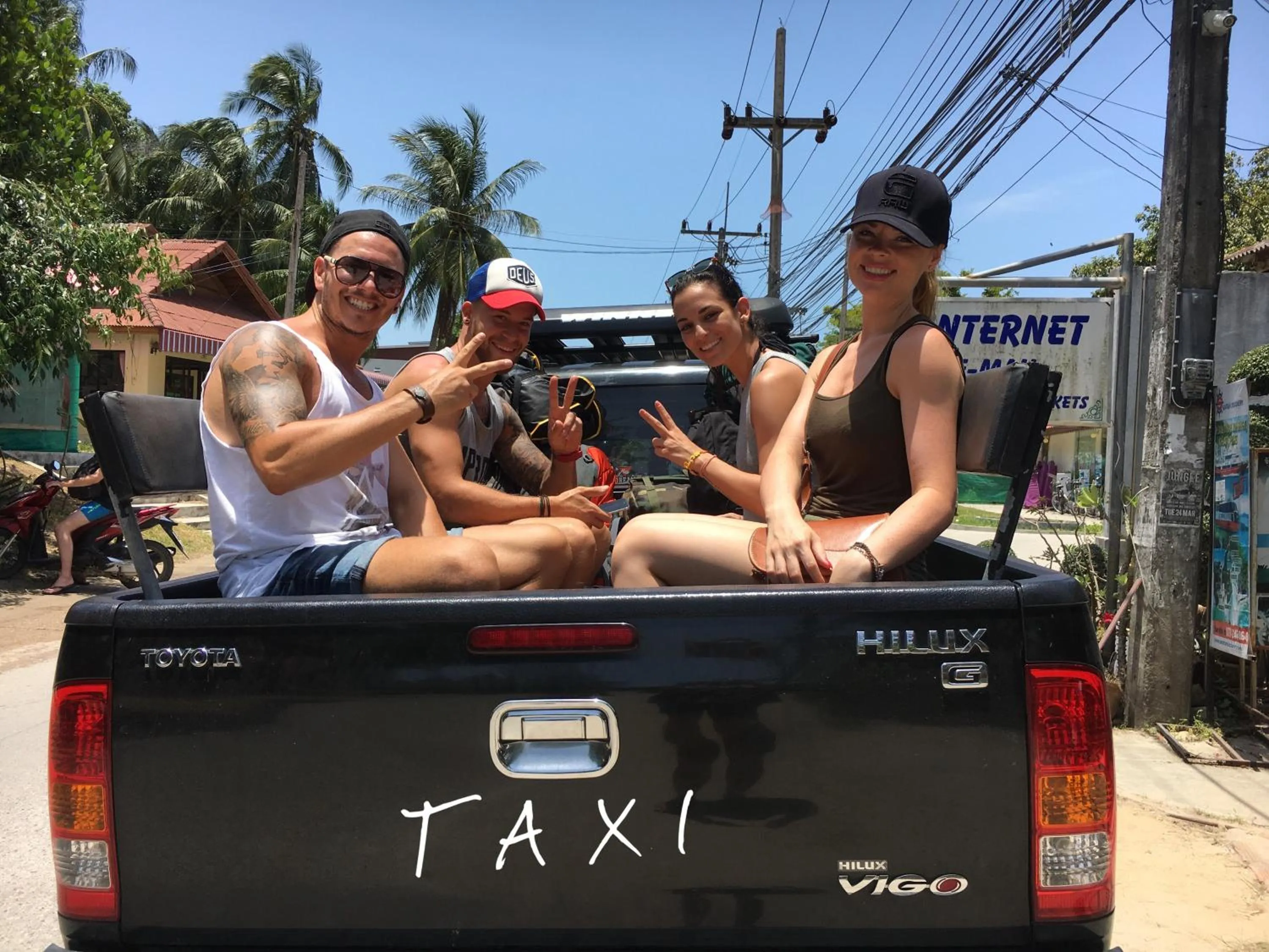 Day in Jungle Hut Bungalows & Hotel