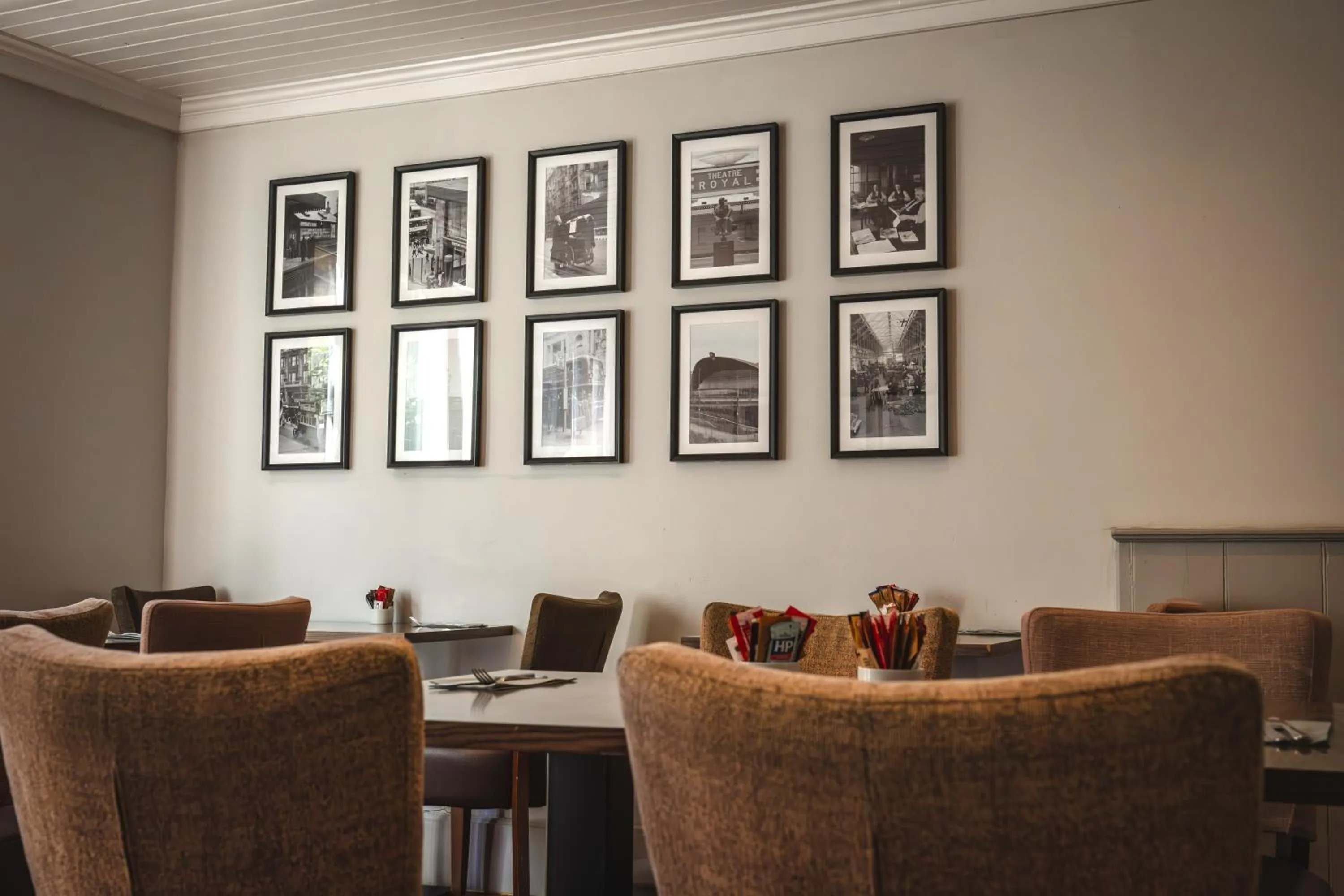 Restaurant/places to eat in The Westbridge Hotel Stratford