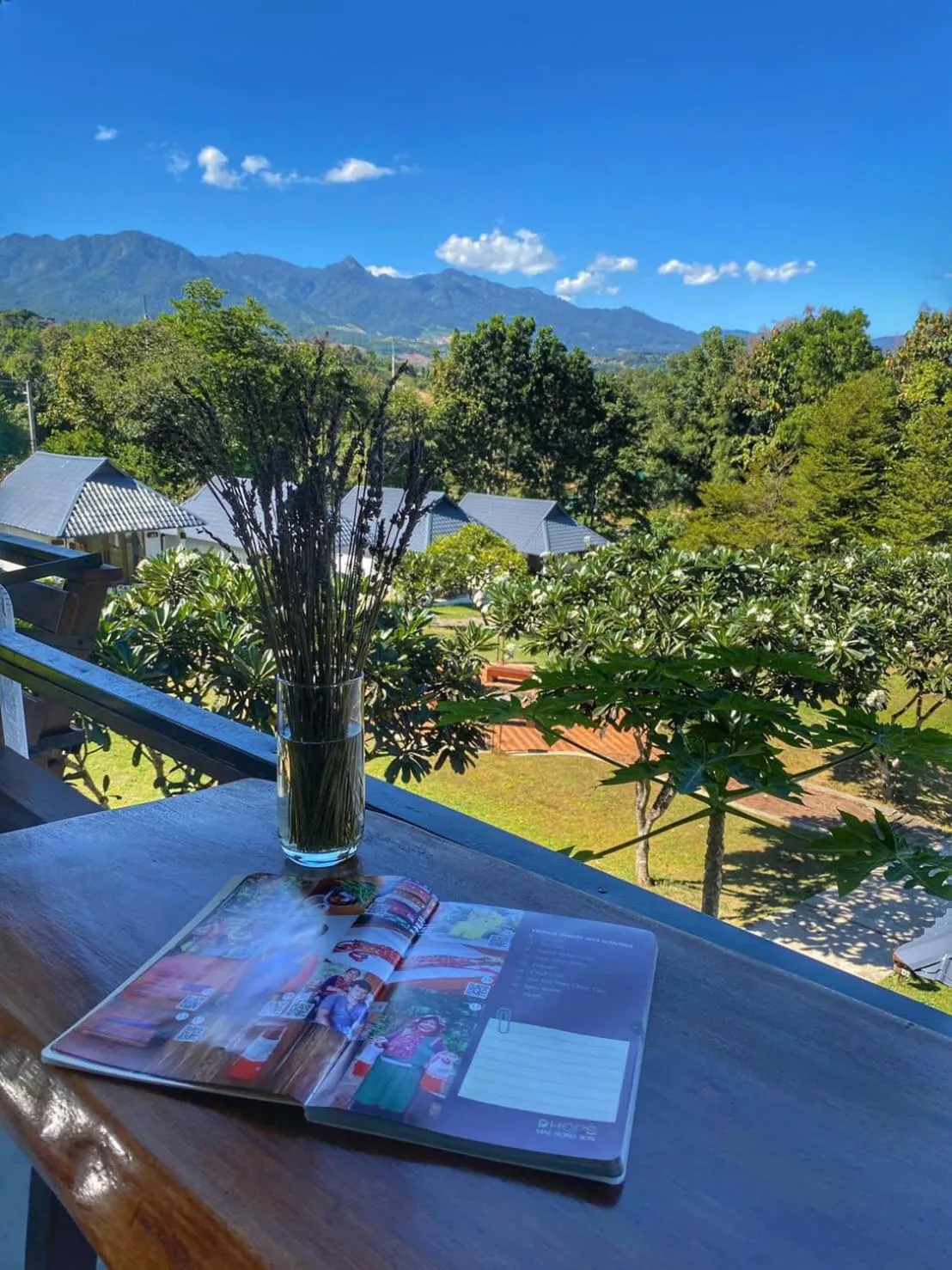 Inner courtyard view in Diamond Village Pai