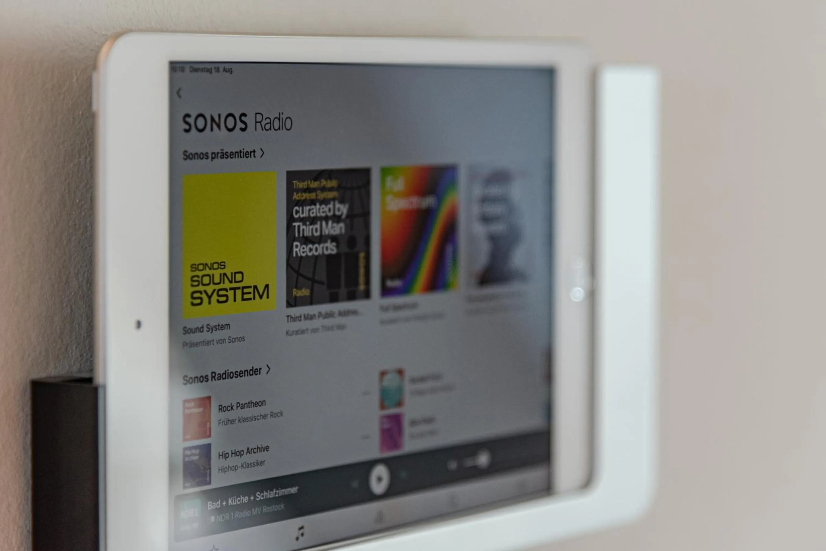 TV and multimedia in Strandhotel Ostende