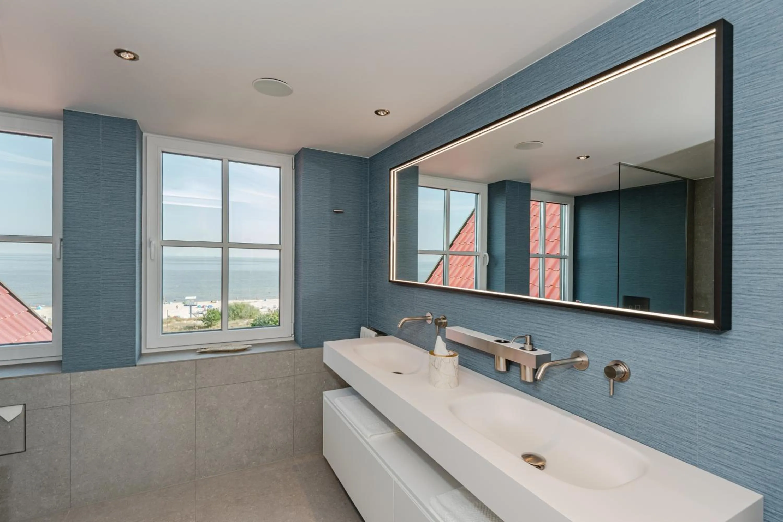 Bathroom in Strandhotel Ostende