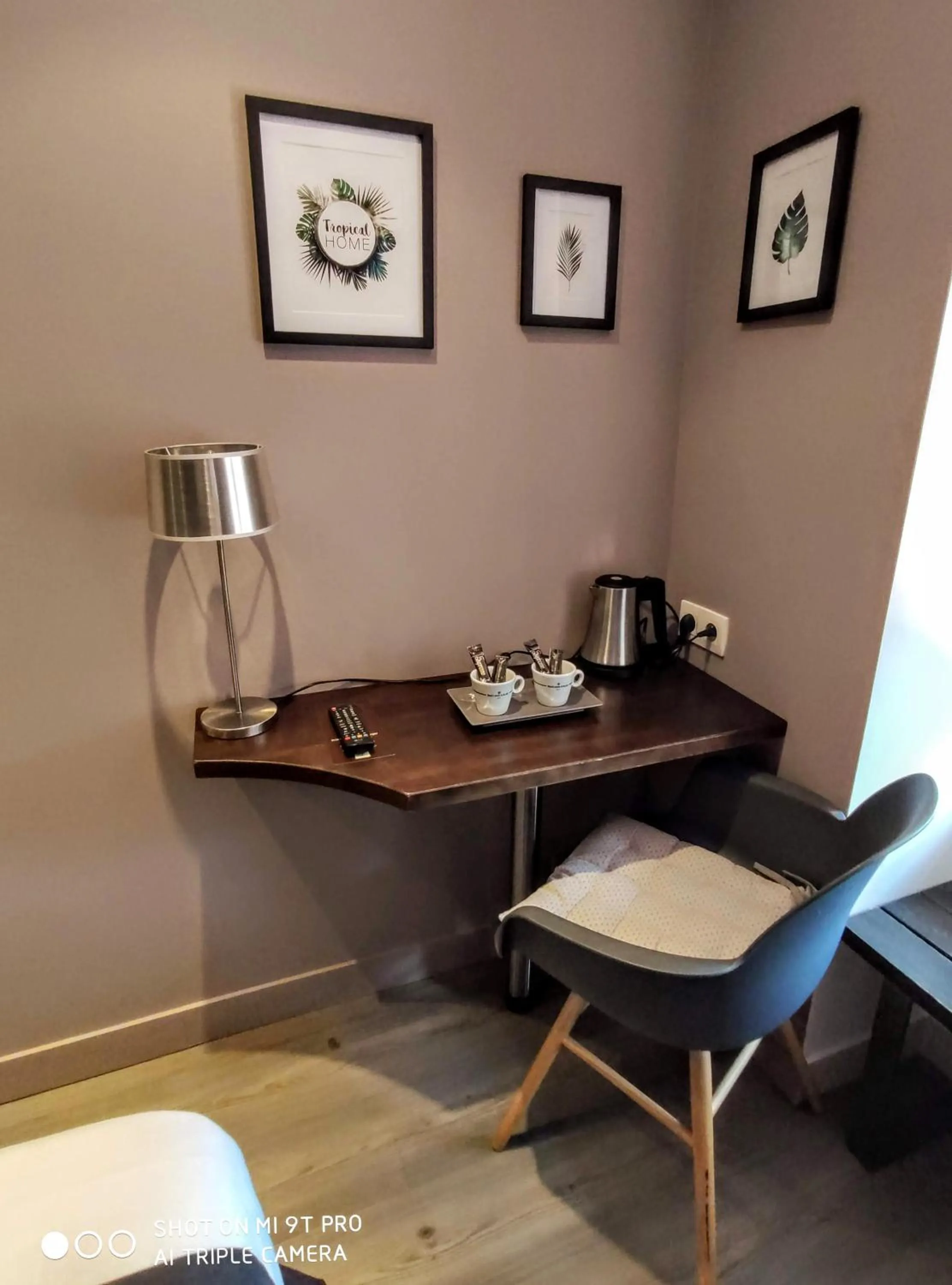 Coffee/tea facilities in Celtic Hotel