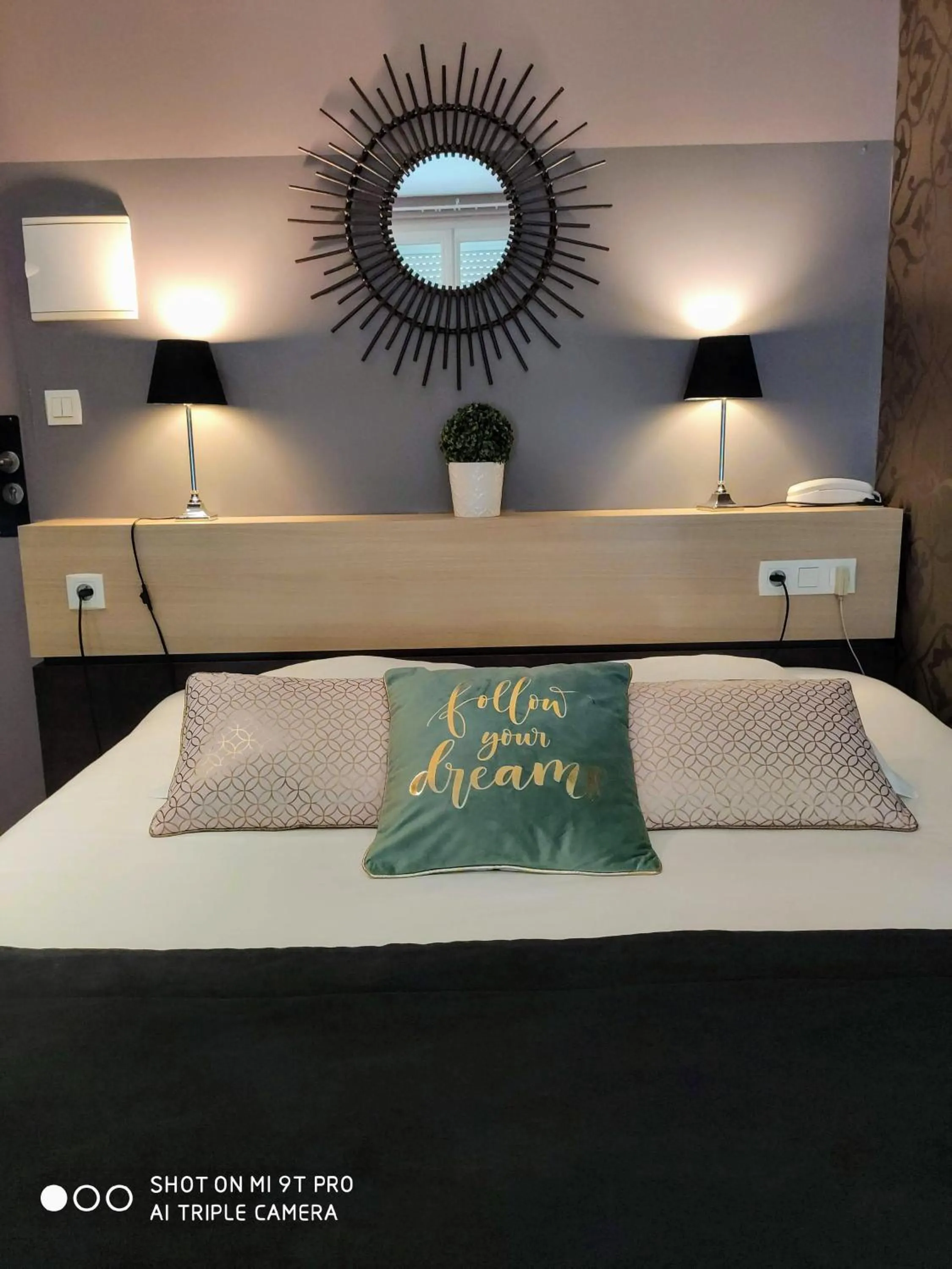 Decorative detail, Bed in Celtic Hotel