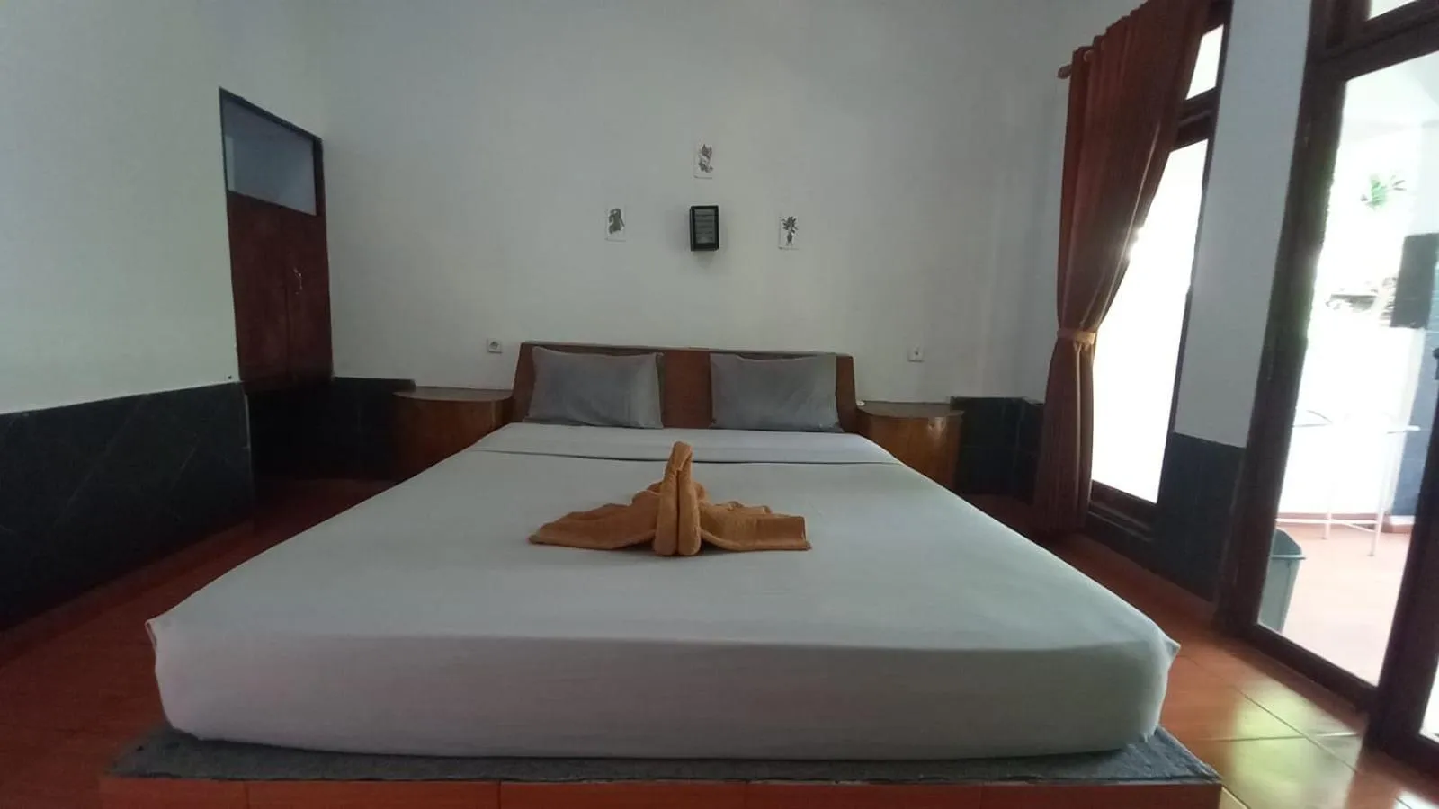 Bed in Gili Welldone Guesthouse