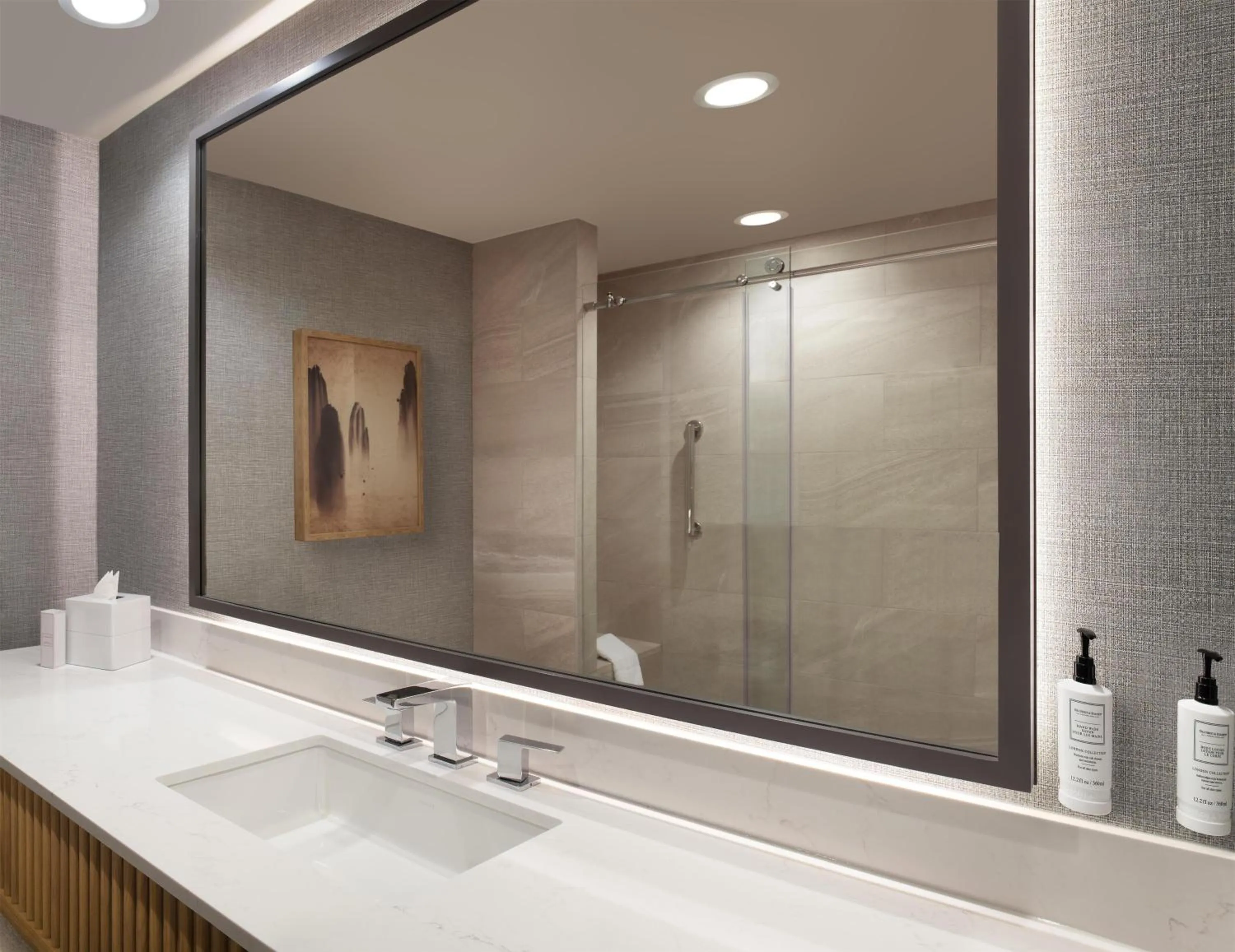 Bathroom in Hilton Anatole