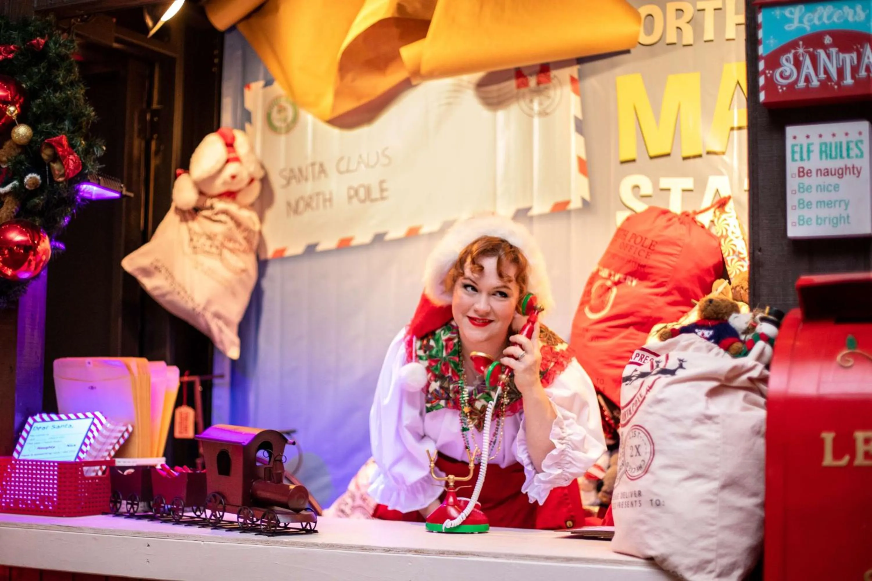 Entertainment in Hilton Anatole