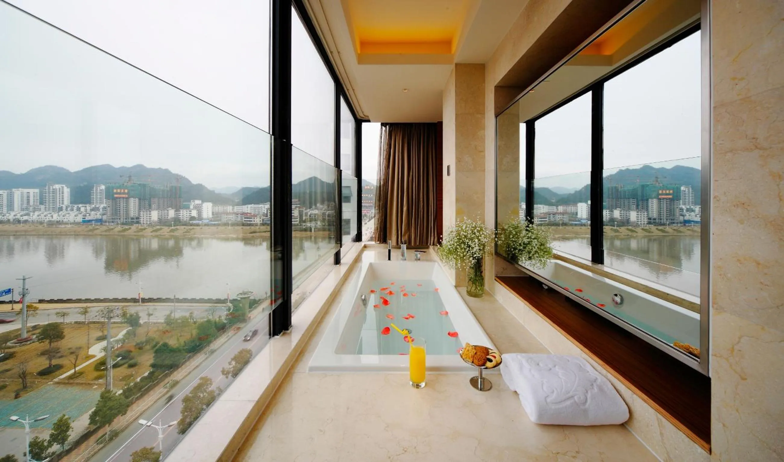 Bathroom in DW Hotel