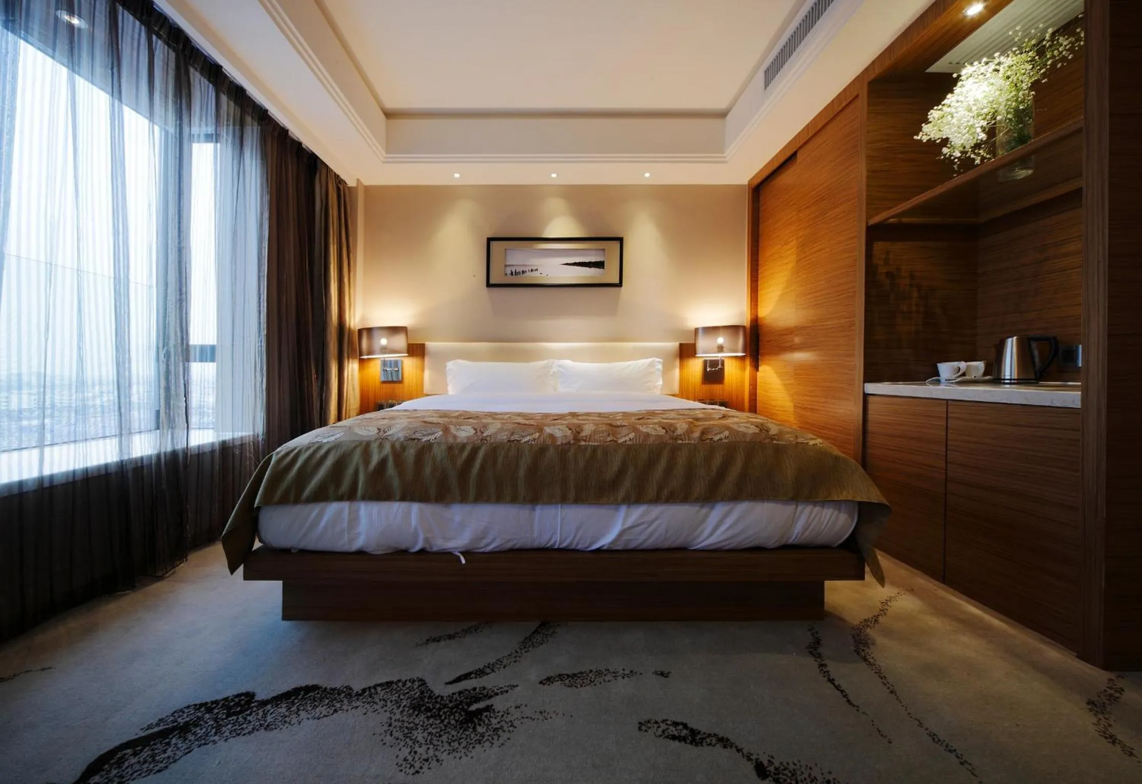 Bedroom, Bed in DW Hotel