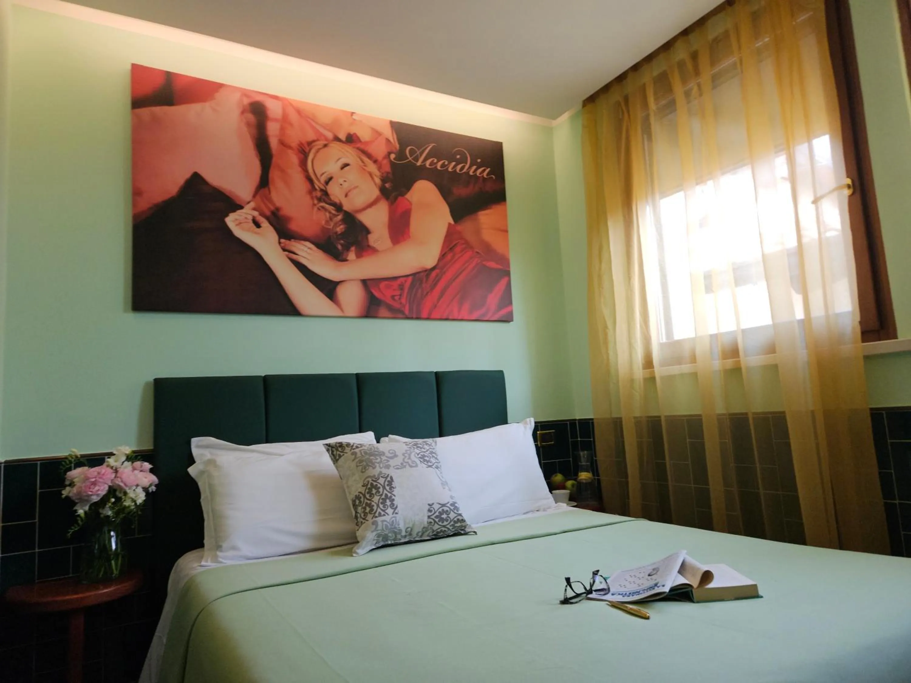 Decorative detail, Bed in B&B 7 Vizi