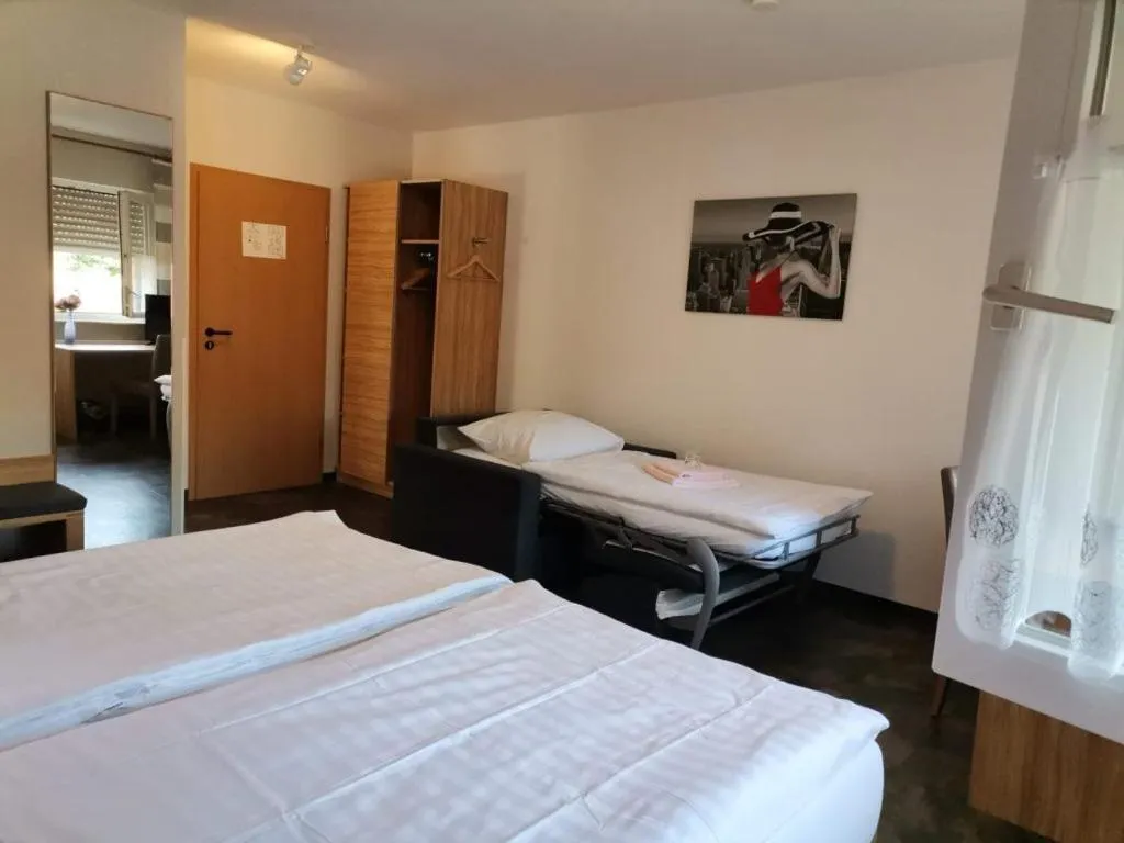 Bed in Landhaus Hotel Müller