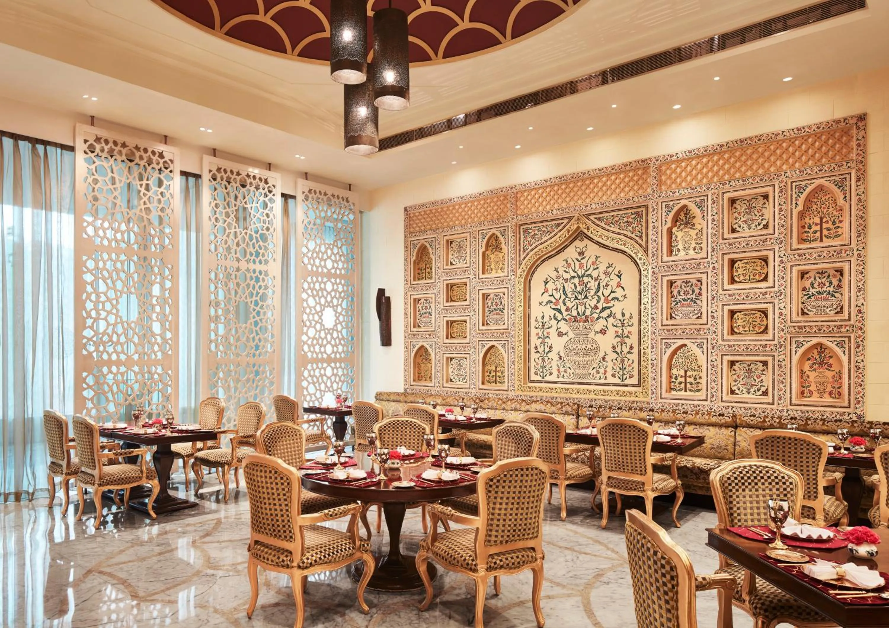 Restaurant/places to eat in Taj Agra