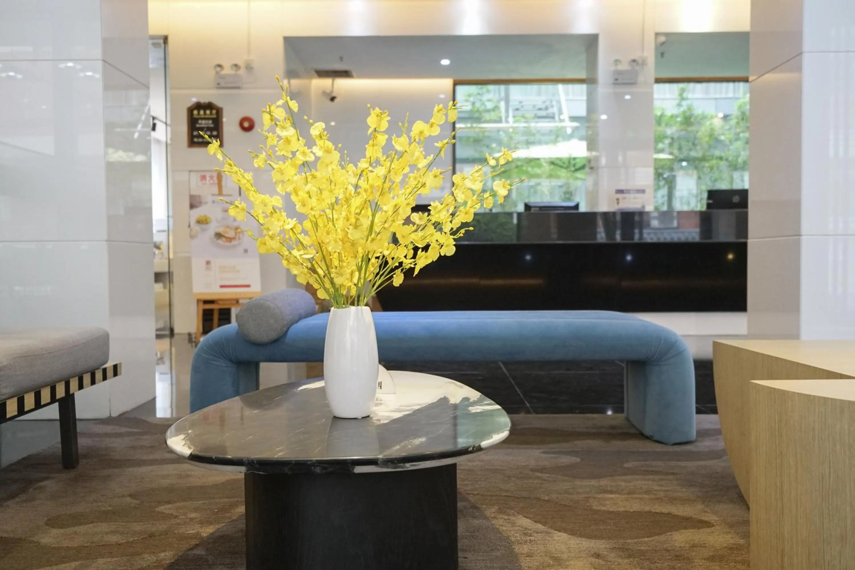 Lobby or reception in Paco Hotel Ouzhuang Metro Guangzhou