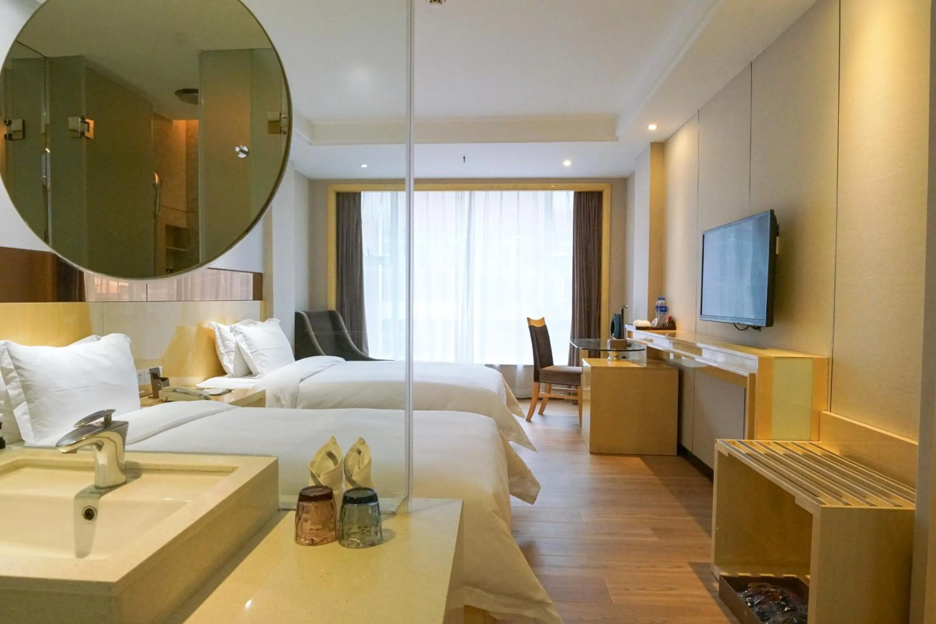Photo of the whole room, Bed in Paco Hotel Ouzhuang Metro Guangzhou