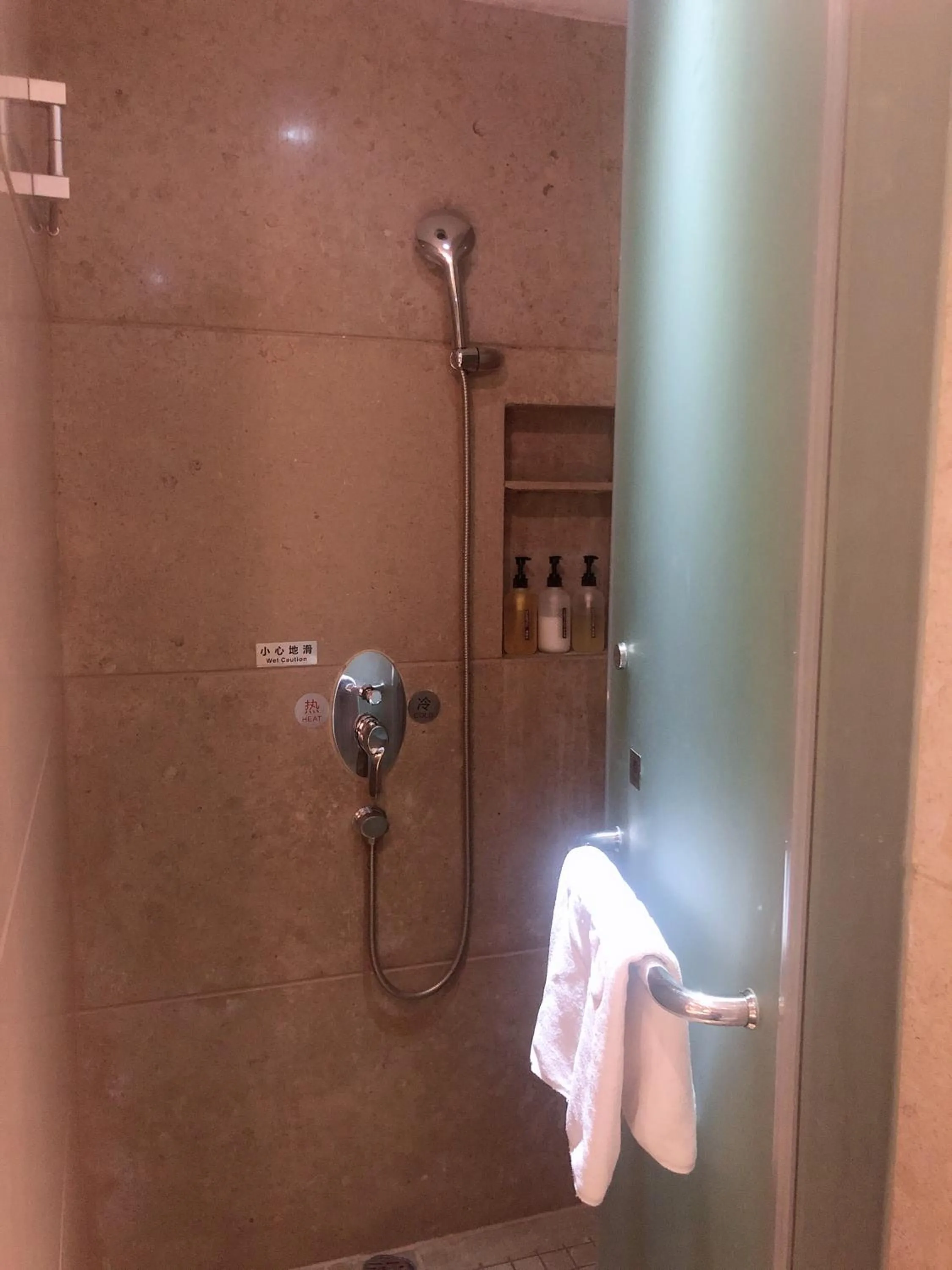 Bathroom in Paco Hotel Ouzhuang Metro Guangzhou