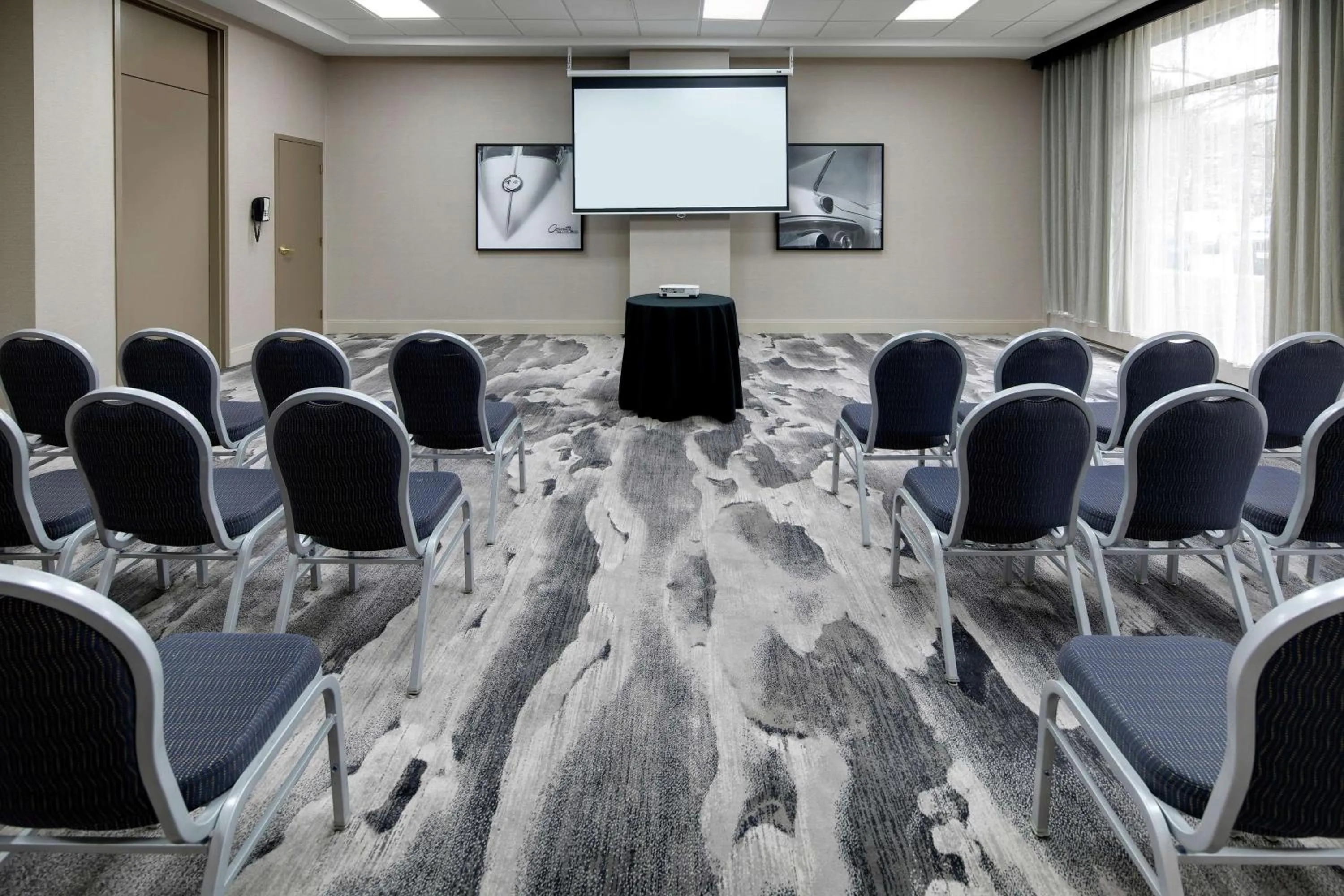 Meeting/conference room in Embassy Suites by Hilton Detroit Troy Auburn Hills