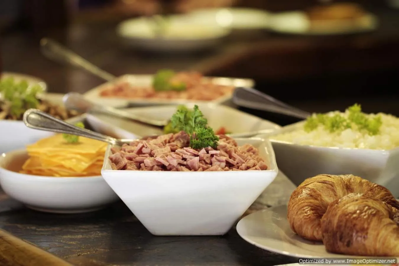 Food in Bains Lodge - Sustainable Electricity