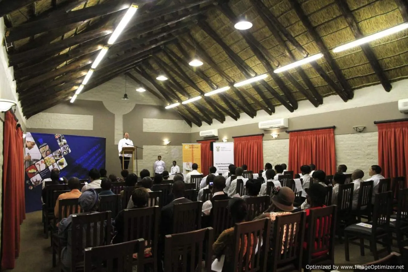 Business facilities in Bains Lodge - Sustainable Electricity