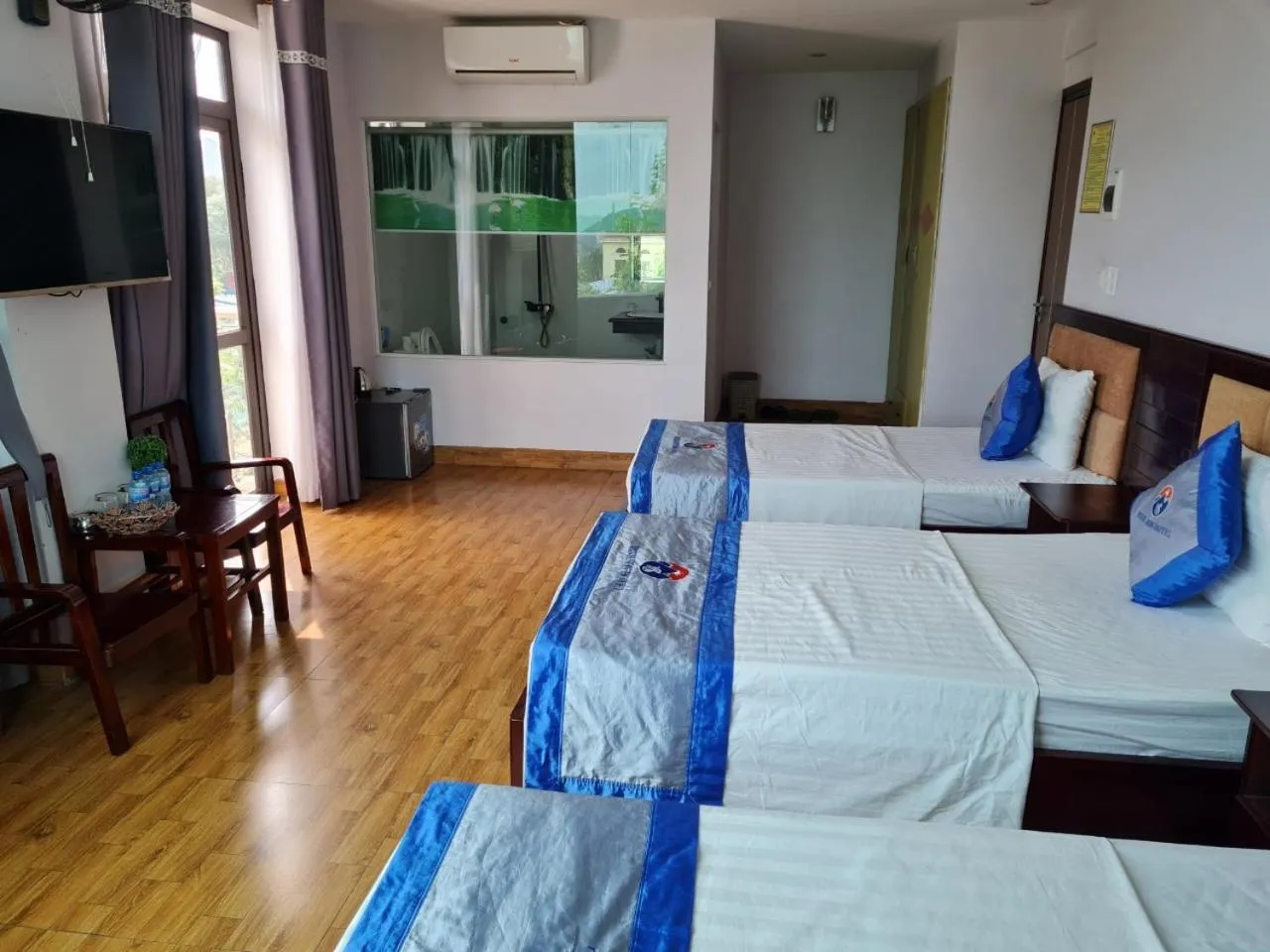 Bed in Minh Sơn HOTEL