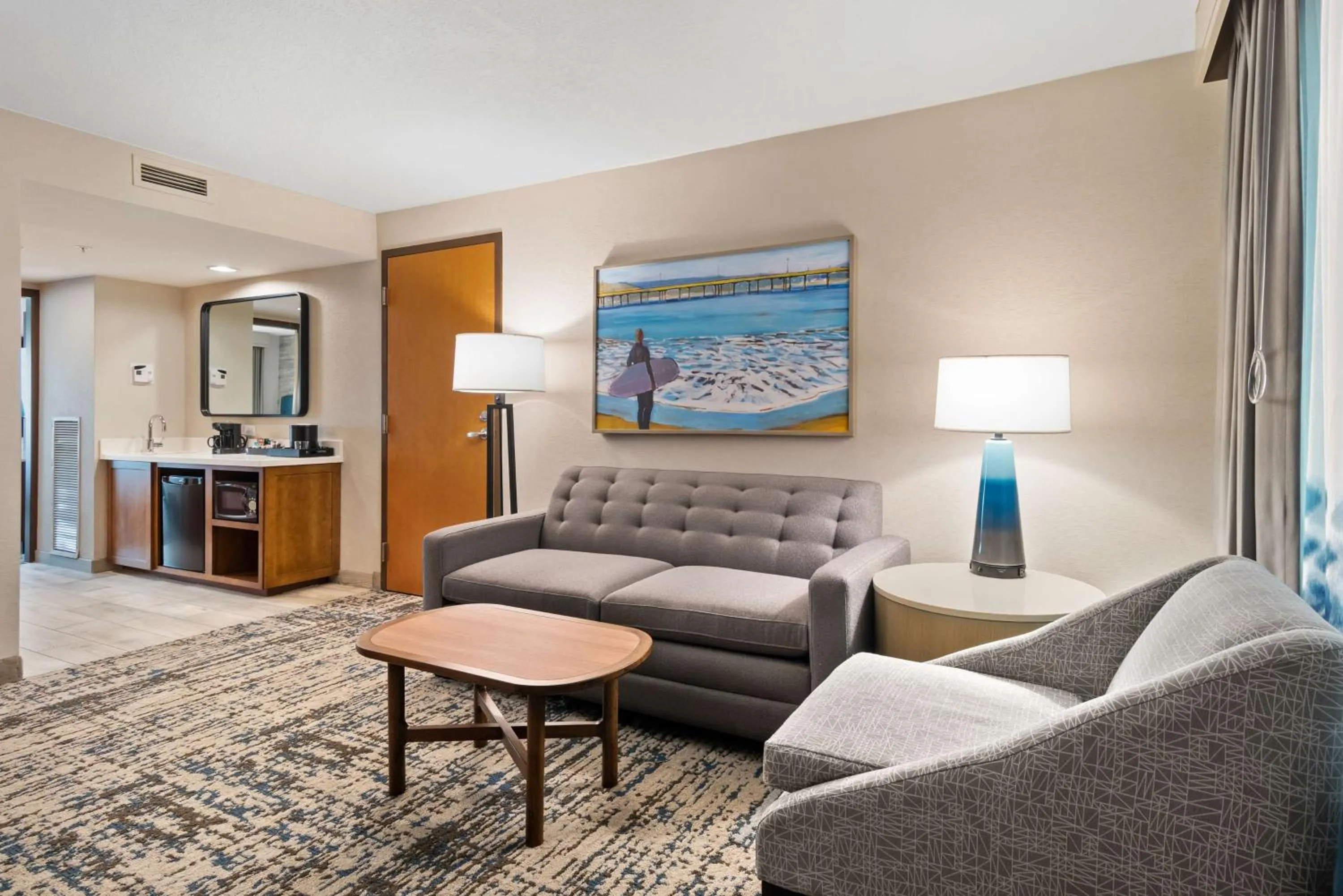 Living room in Embassy Suites by Hilton Anaheim South