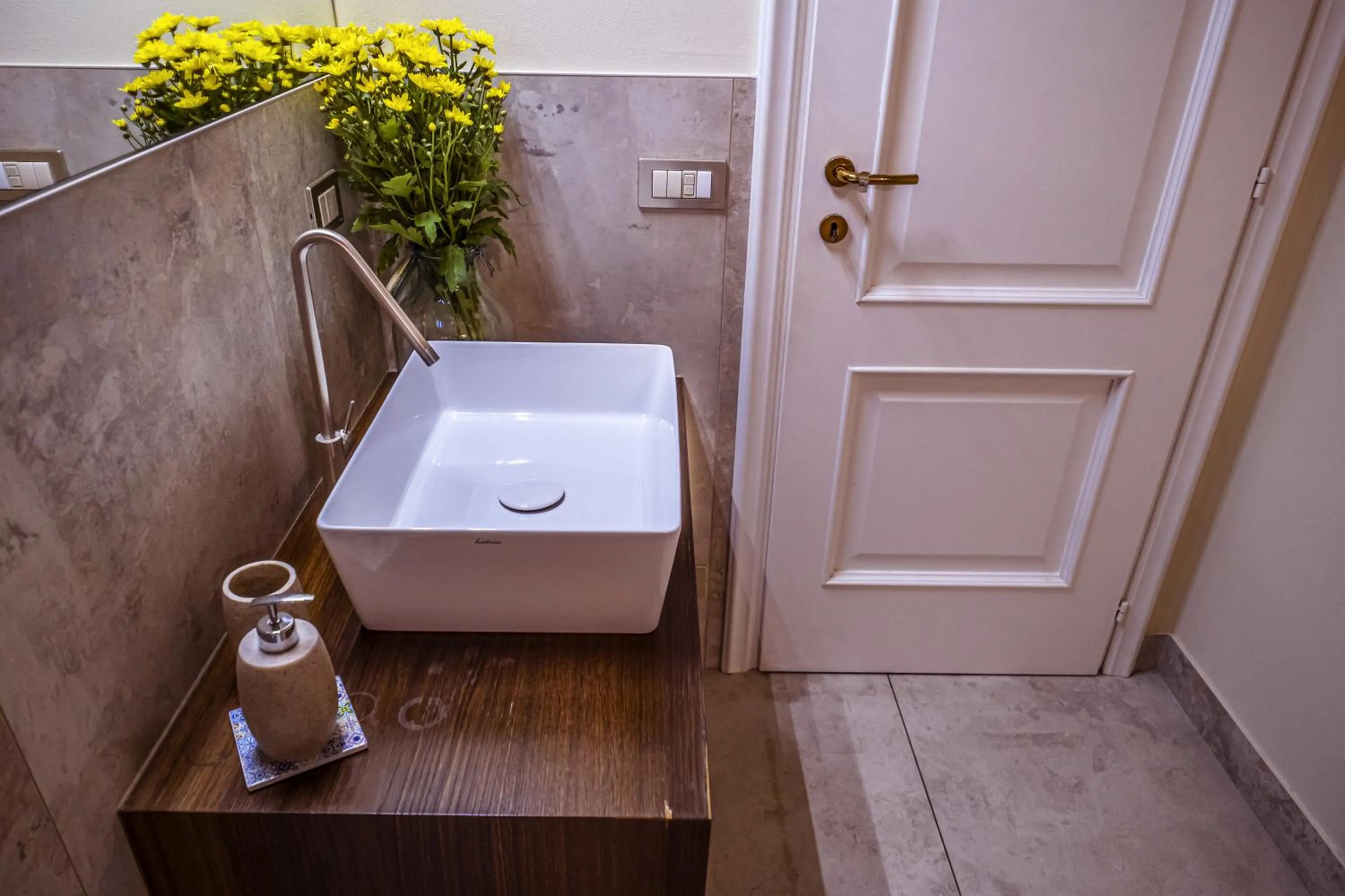 Bathroom in Foresteria Bergamo Bella B&B