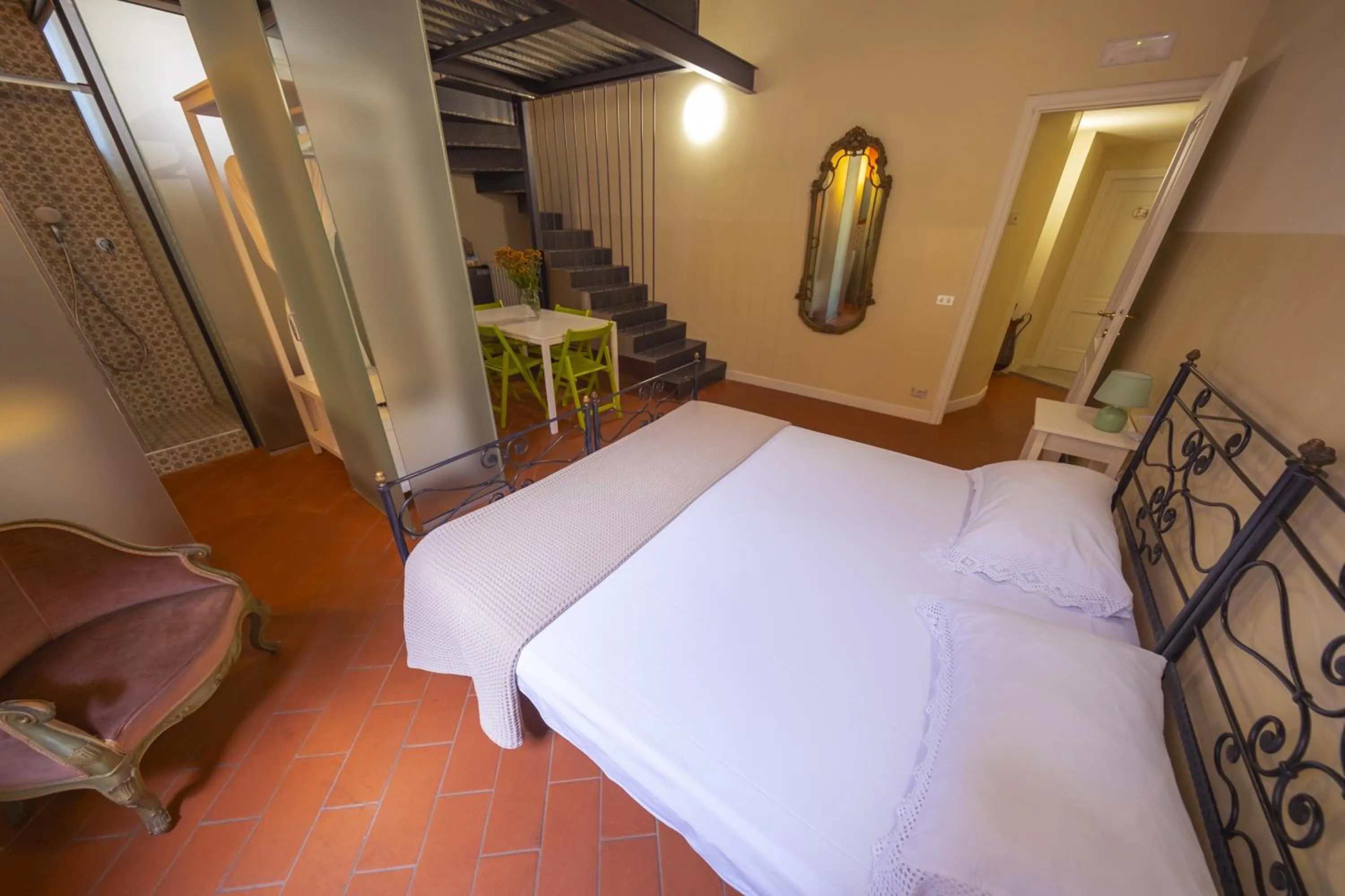 Bed in Foresteria Bergamo Bella B&B