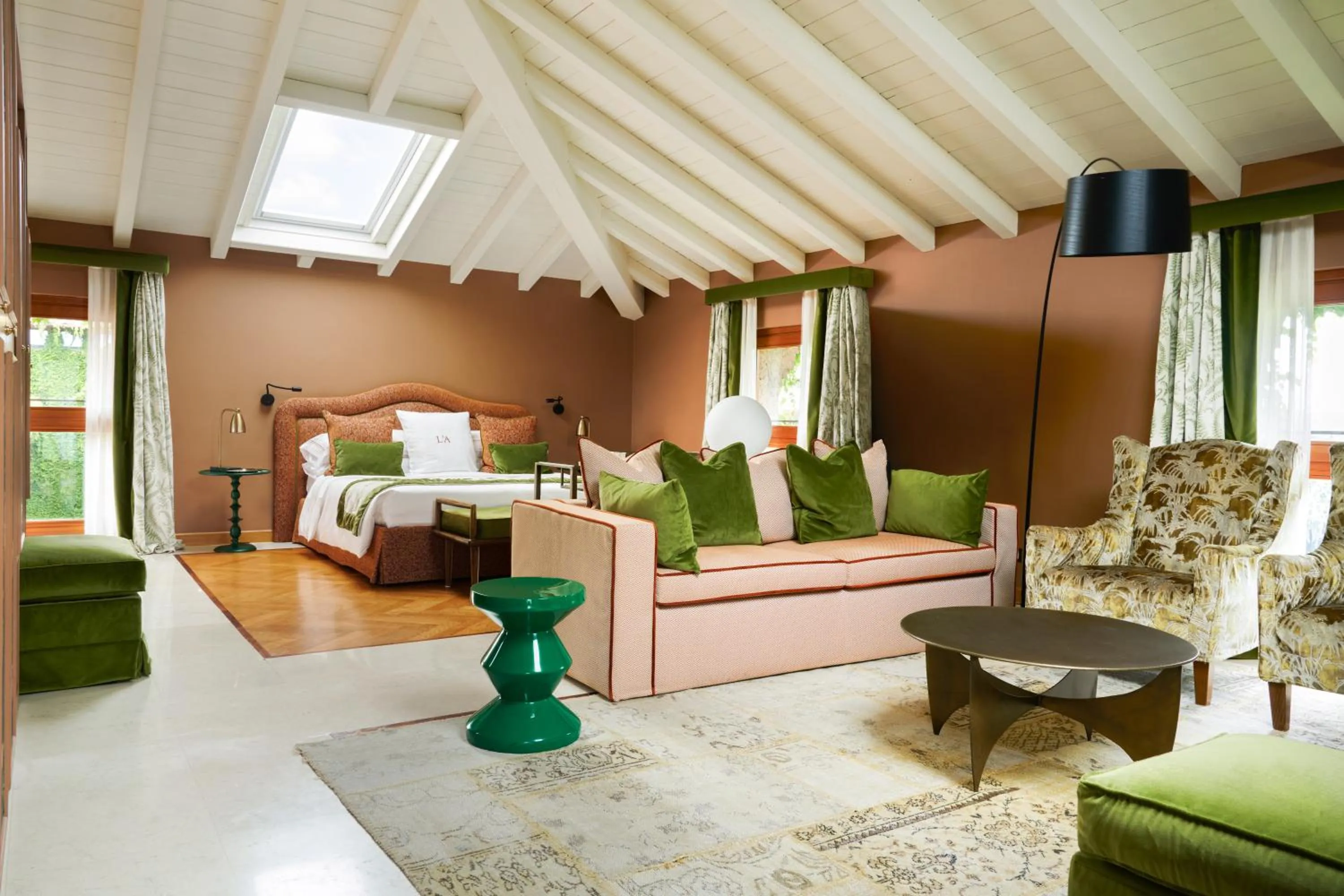 Bedroom, Bed in L'Albereta Relais & Chateaux