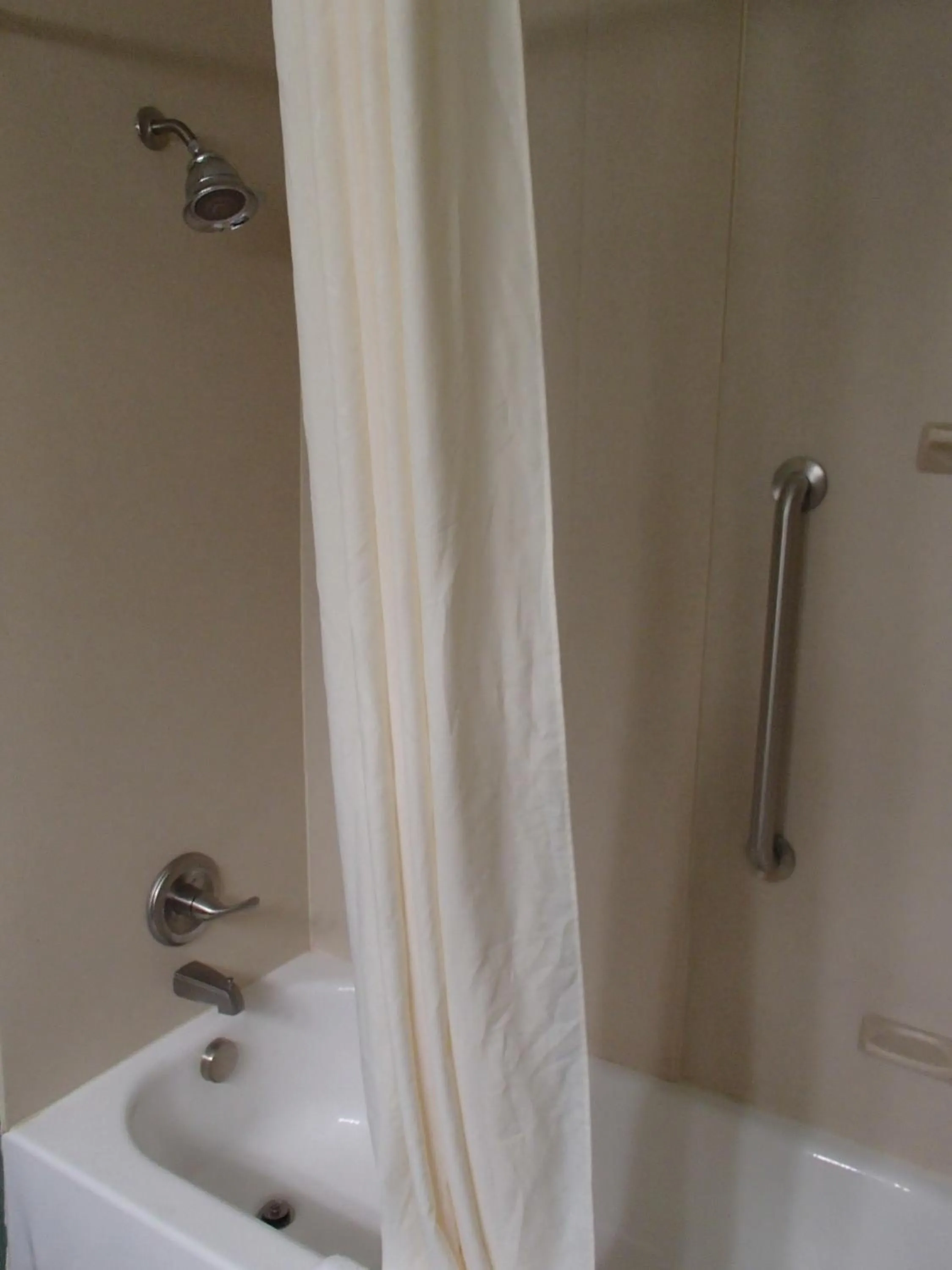 Bathroom in Wingate by Wyndham Bossier City