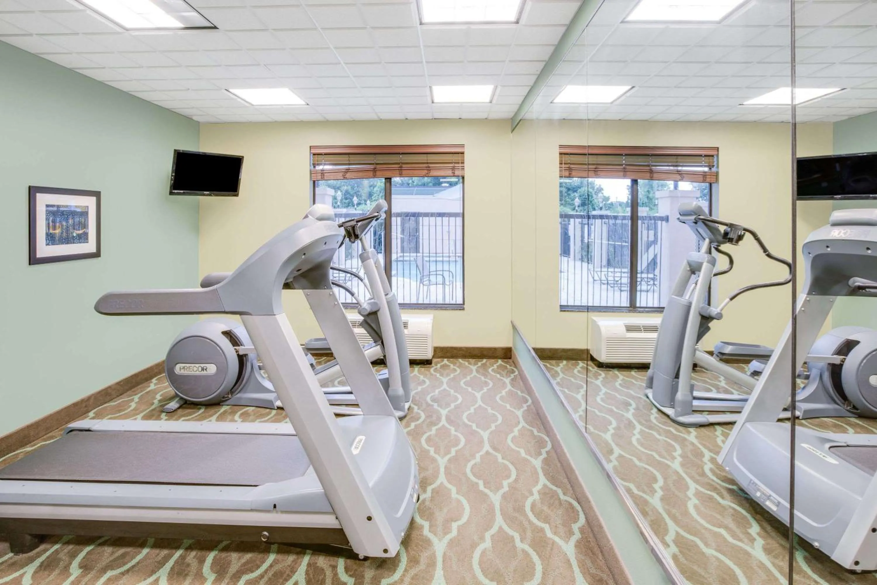 Fitness centre/facilities in Wingate by Wyndham Bossier City