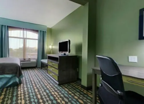 TV and multimedia, Bed in Wingate by Wyndham Bossier City