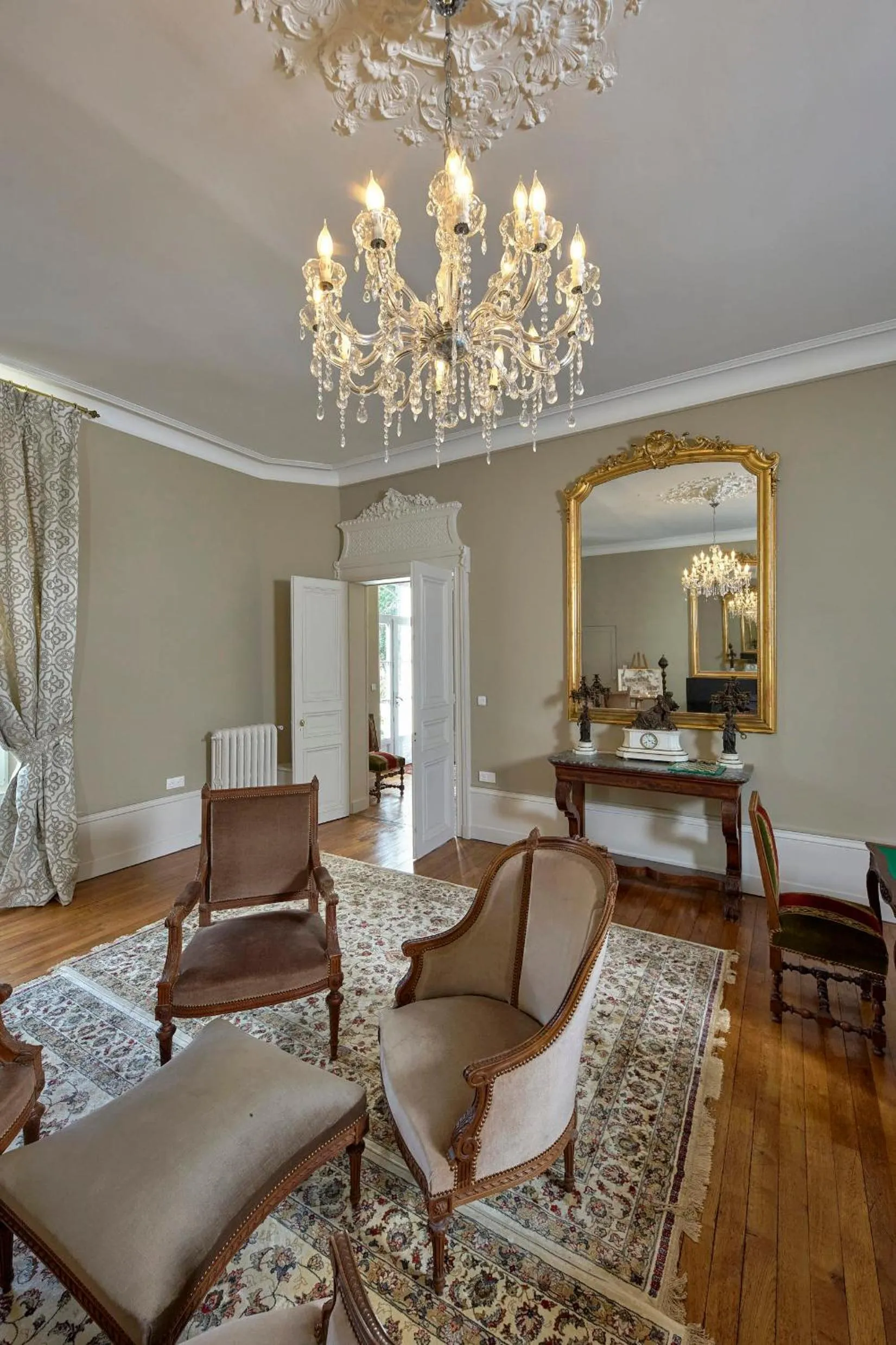 Living room in Chateau Vary