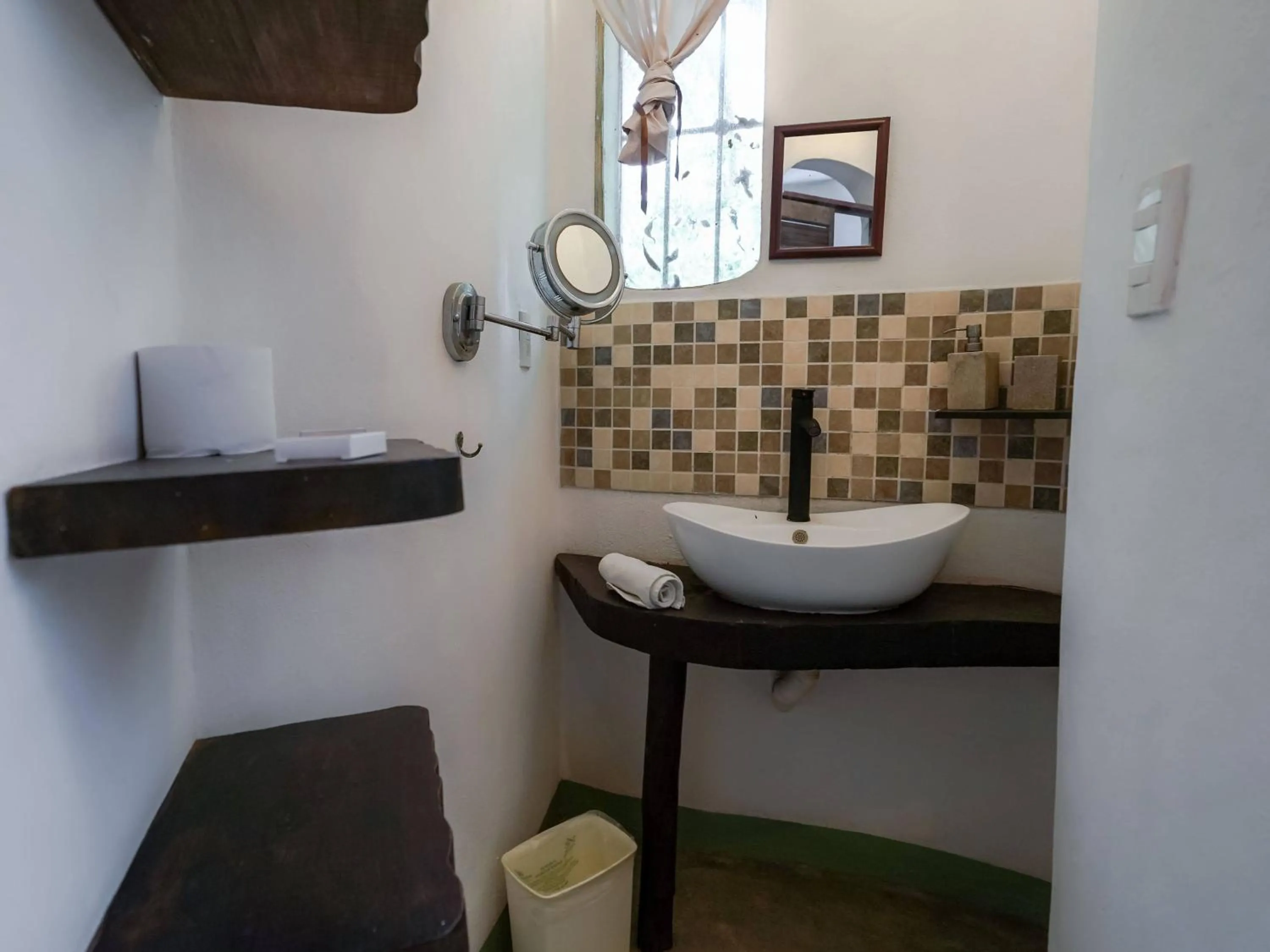 Bathroom in Jolie Jungle Eco Hotel