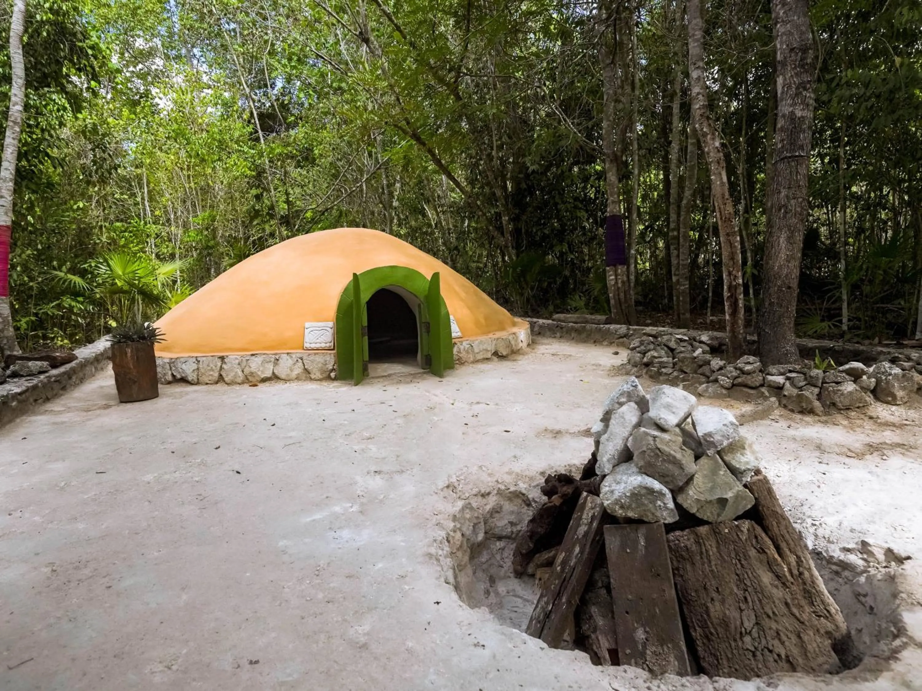 Banquet/Function facilities in Jolie Jungle Eco Hotel