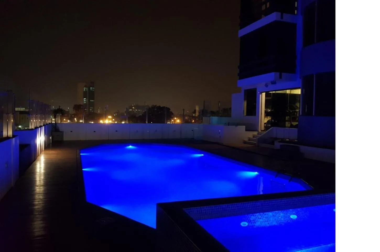 Swimming pool in Hotel Arenal