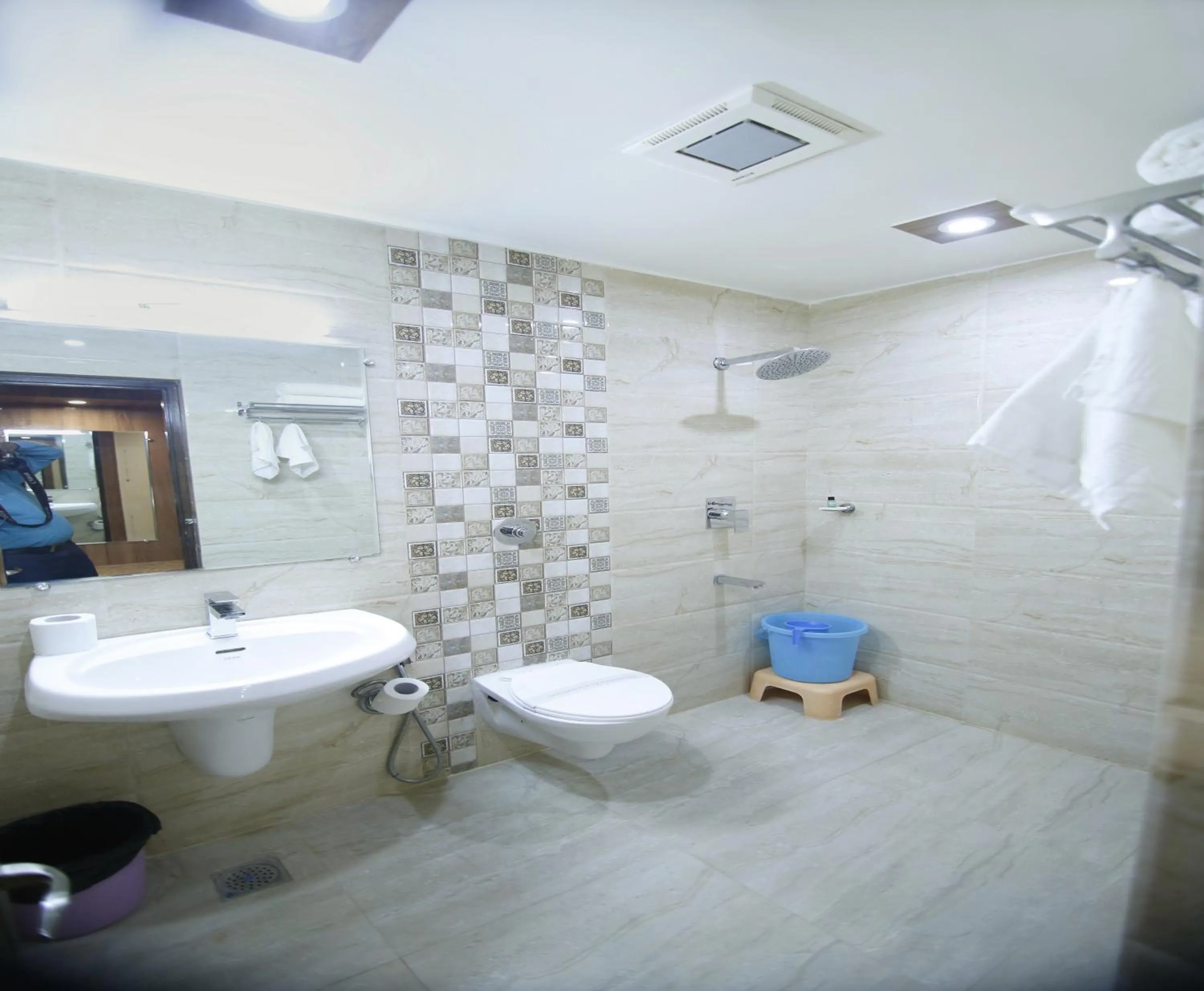 Bathroom in Hotel Sheetal Regency,Near Janambhumi