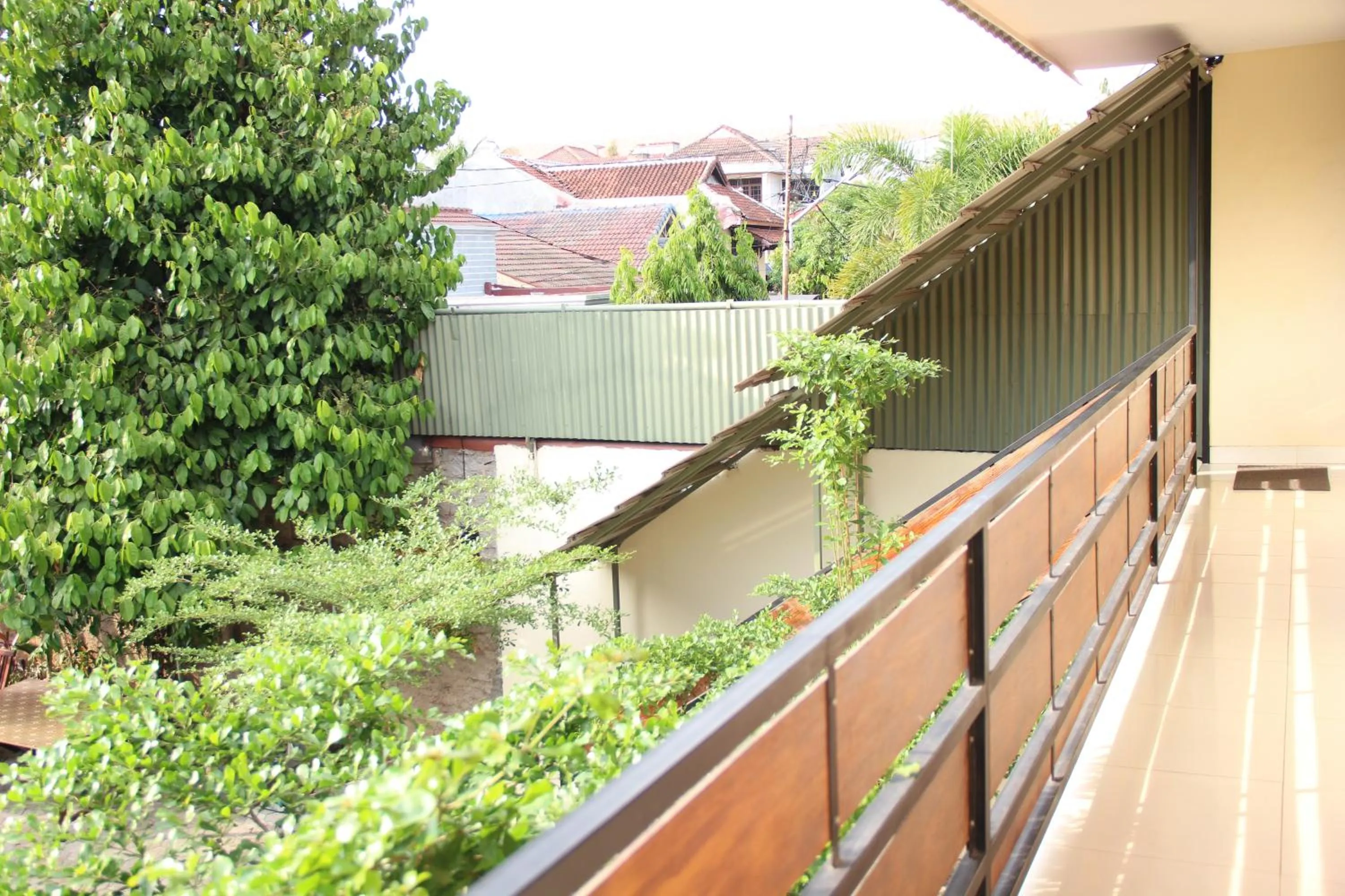 Balcony/Terrace in Bamboe Inn Homestay