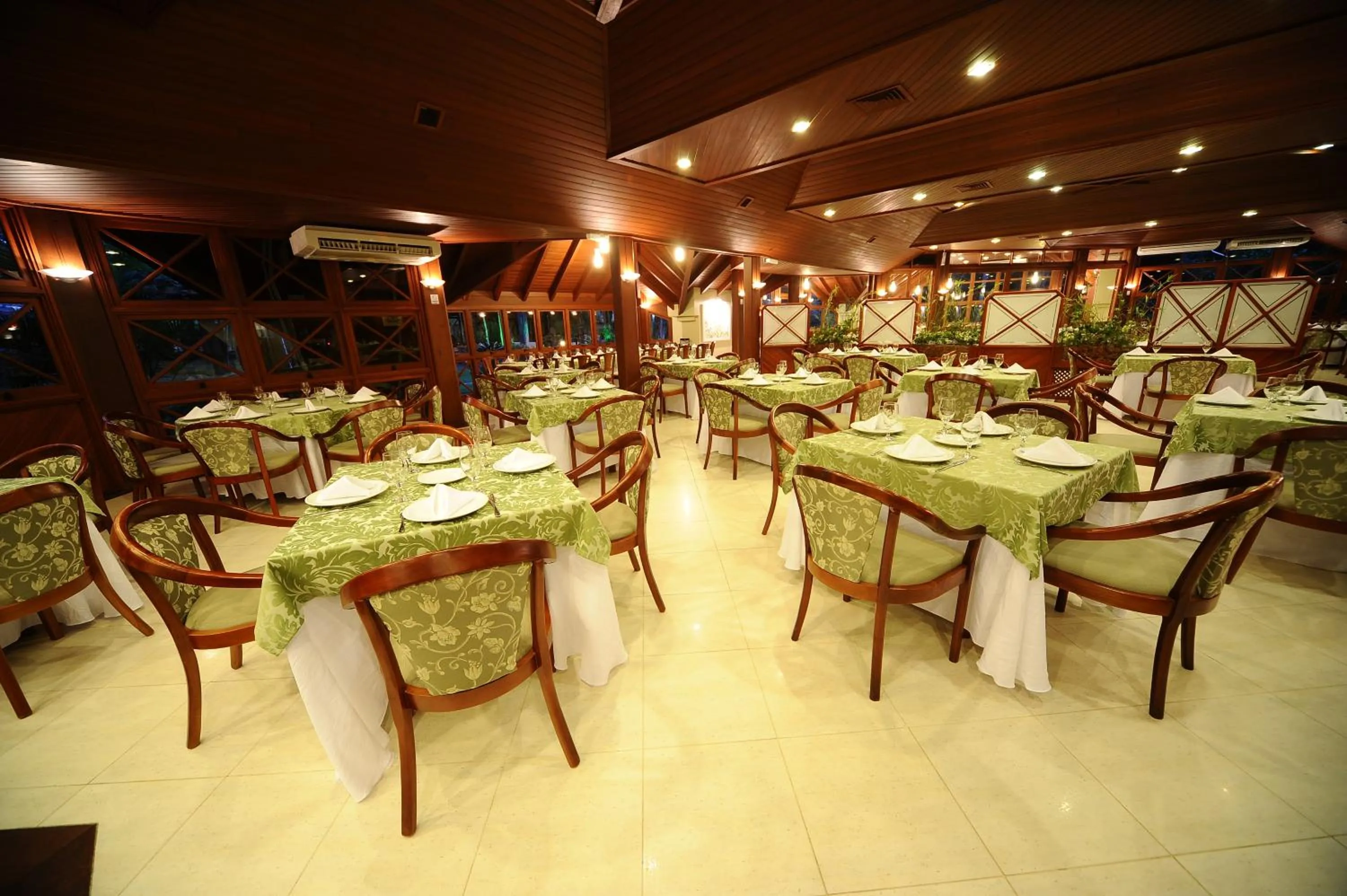Restaurant/places to eat in Hotel Águas Claras