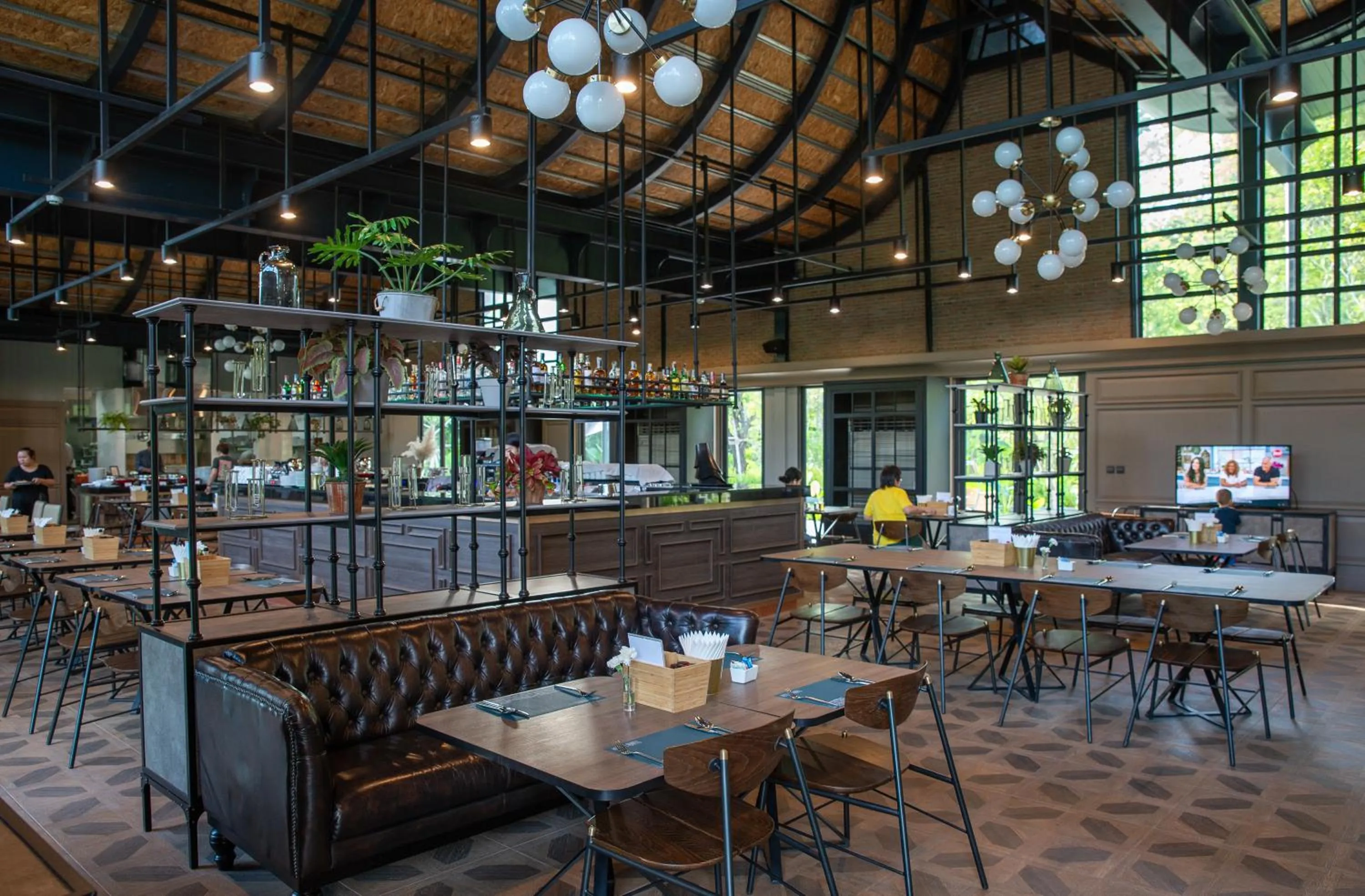 Restaurant/places to eat in Hotel Labaris Khao Yai