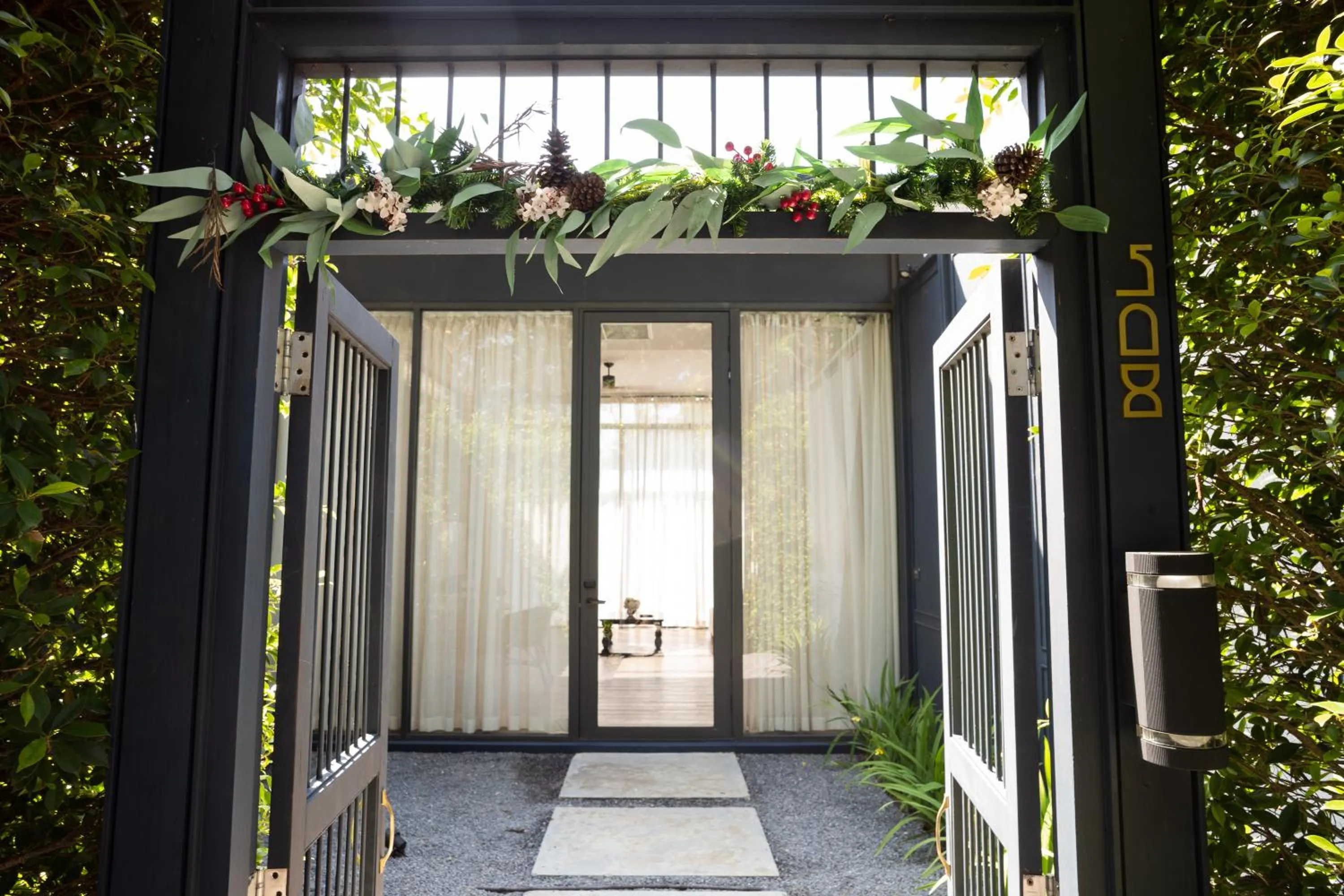 Facade/entrance in Hotel Labaris Khao Yai